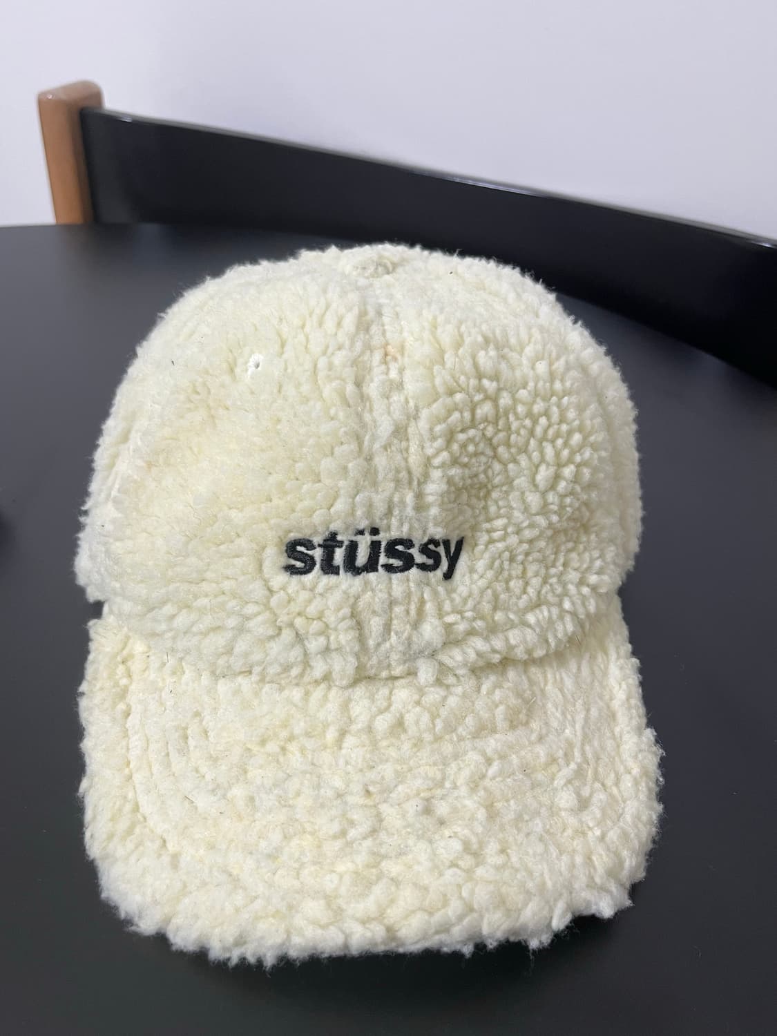 스투시 로고 엠브로이더드 쉐르파 베이스볼캡 (한국에없음) 상품이미지1