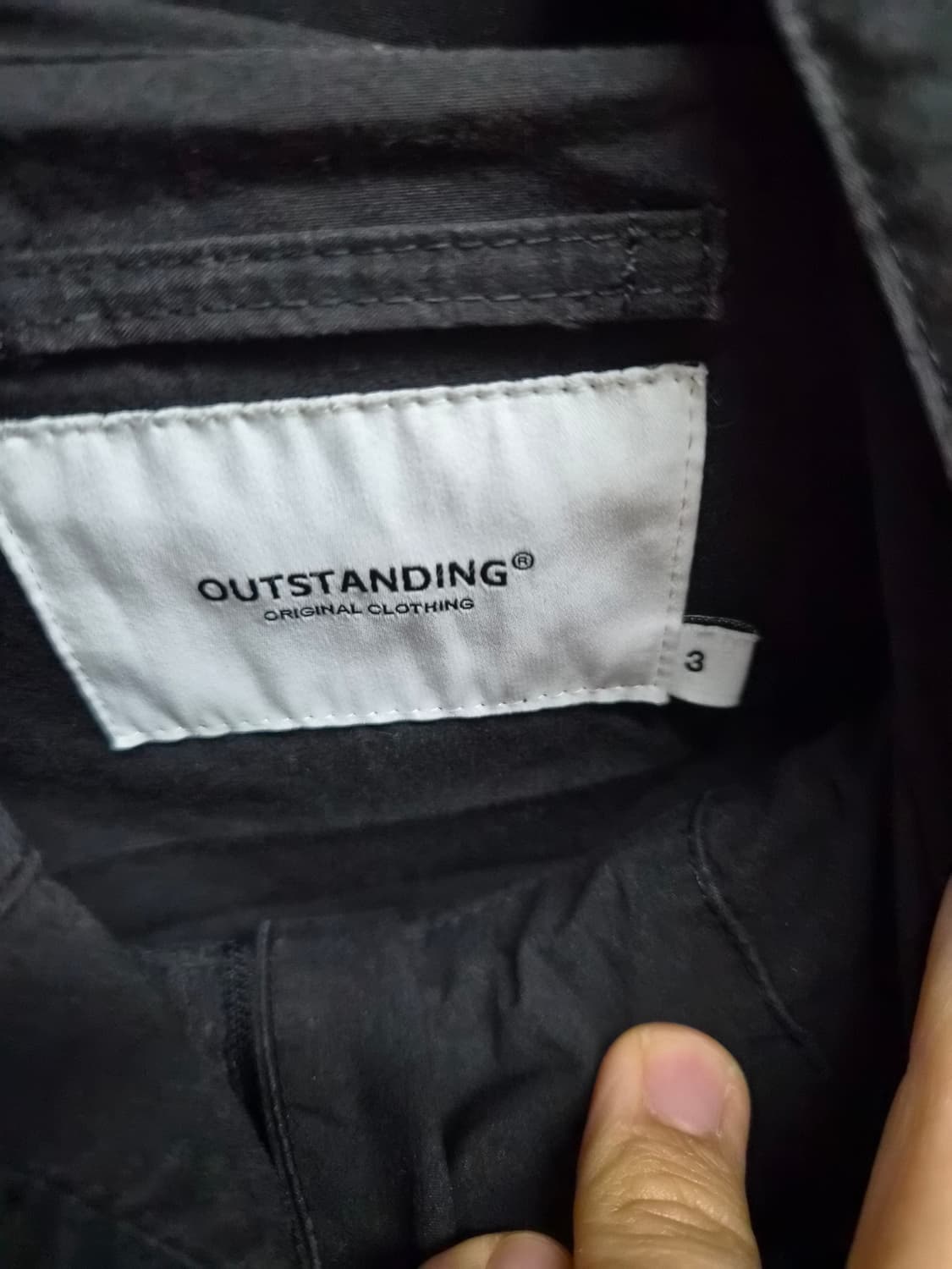 L) 아웃스탠딩 컴포트 파카 팝니다 상품이미지3
