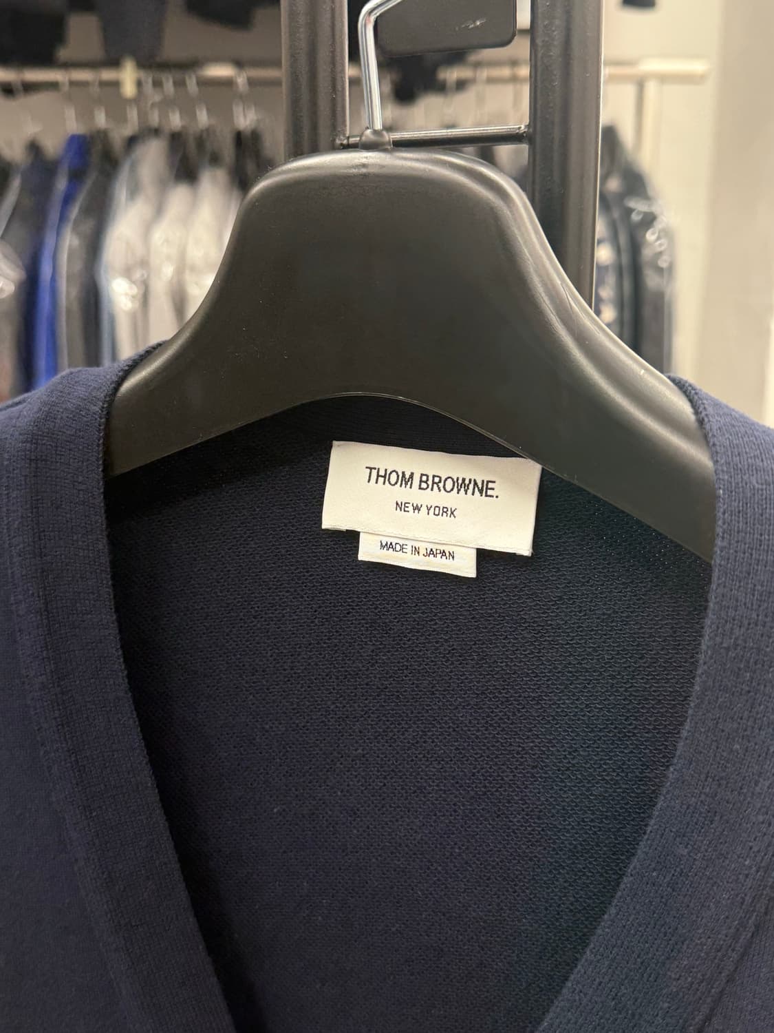 [4] 톰브라운 사선완장 코튼 가디건 상품이미지5