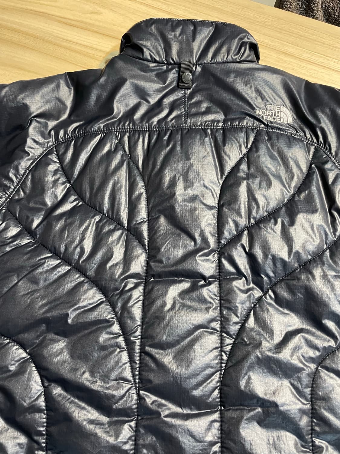 노스페이스 경량 패딩 상품이미지2