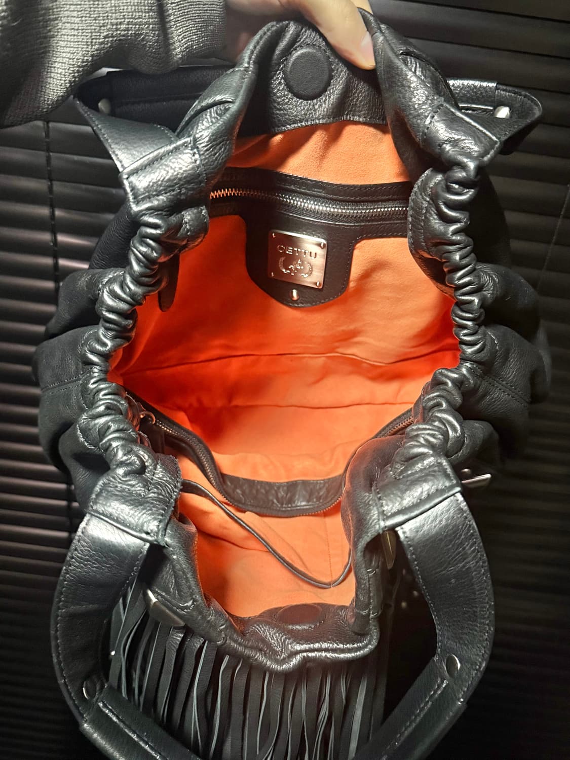 CETTU 찡 스터드 블랙 레더 소가죽 프린지 웨스턴 숄더백 고스 펑크 상품이미지8