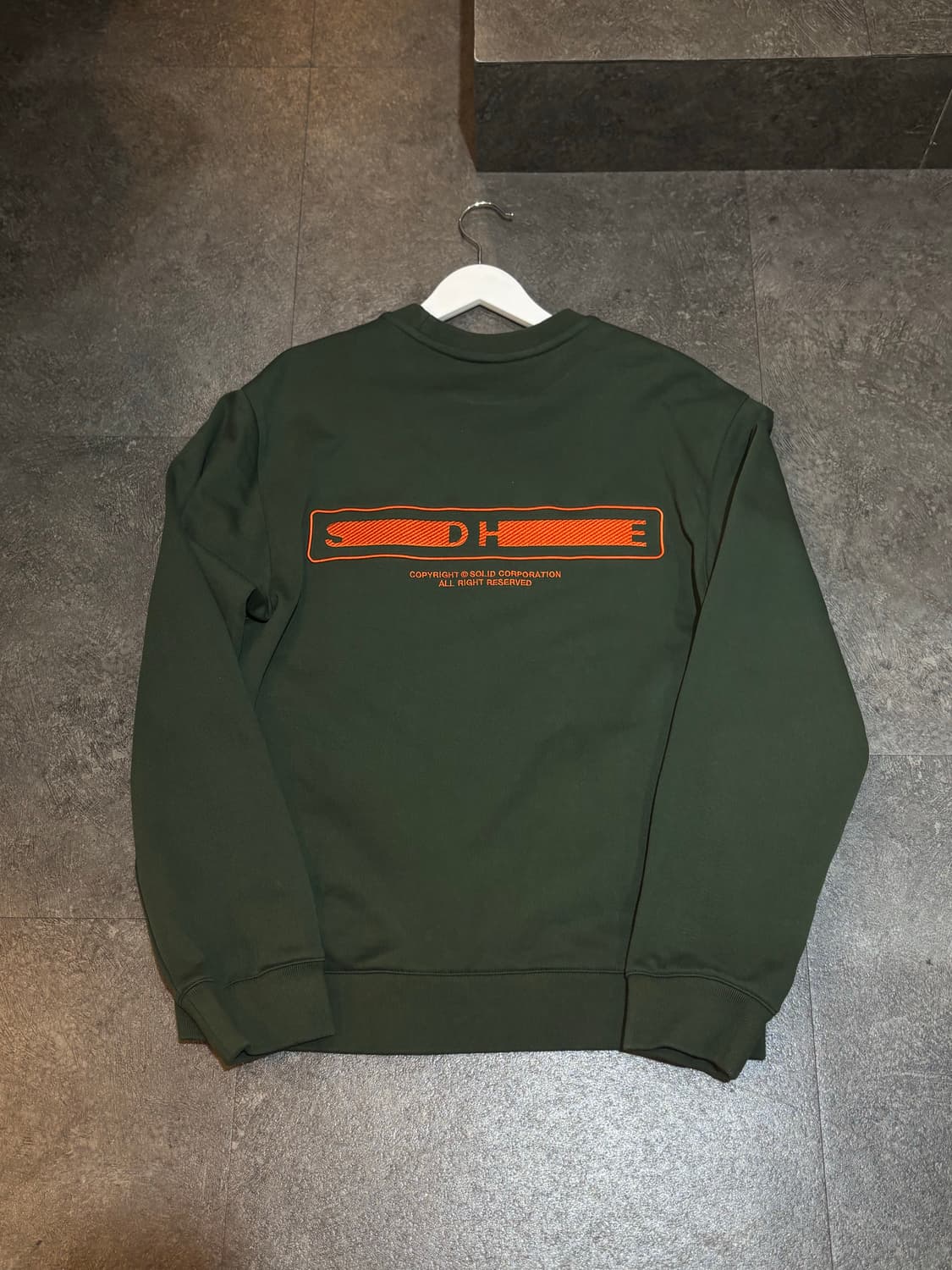 솔리드옴므 백로고 크루넥 스웻 맨투맨 46사이즈 상품이미지3