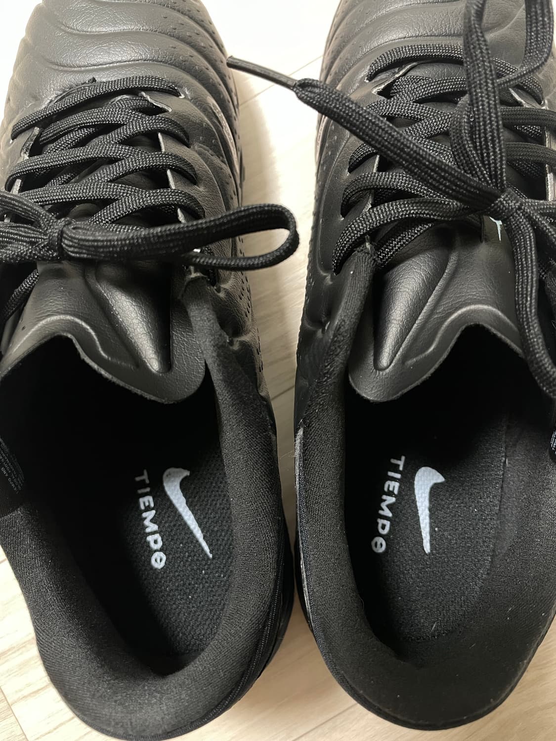 나이키 티엠포 풋살화 250 상품이미지4