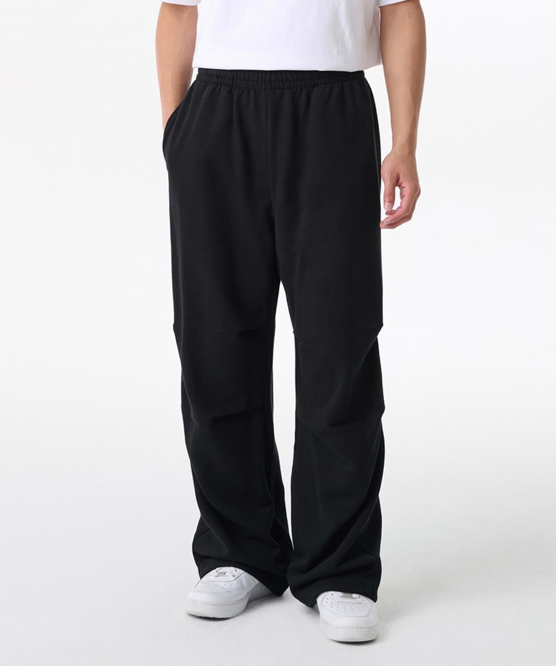 [S] 무신사 스탠다드 파라슈트 스웨트 팬츠 블랙 상품이미지2