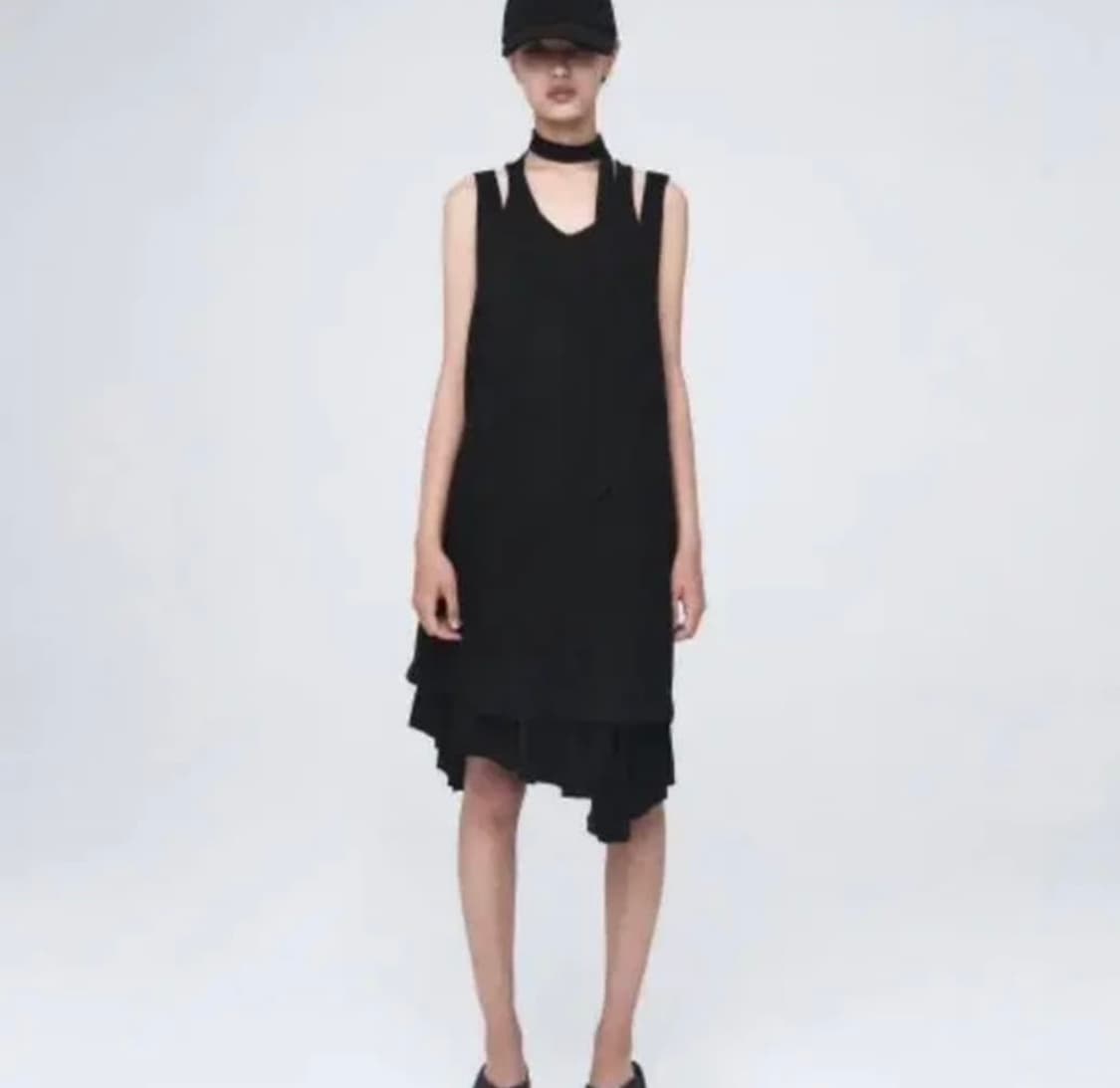 나체 넥 스트랩 레이어드 원피스 블랙 상품이미지1