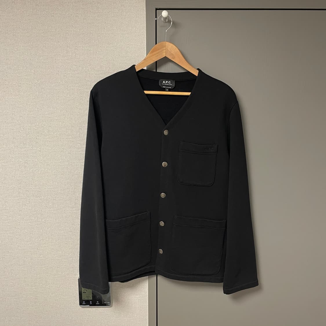 아페쎄 로고 자수 기모 코튼 가디건 상품이미지2