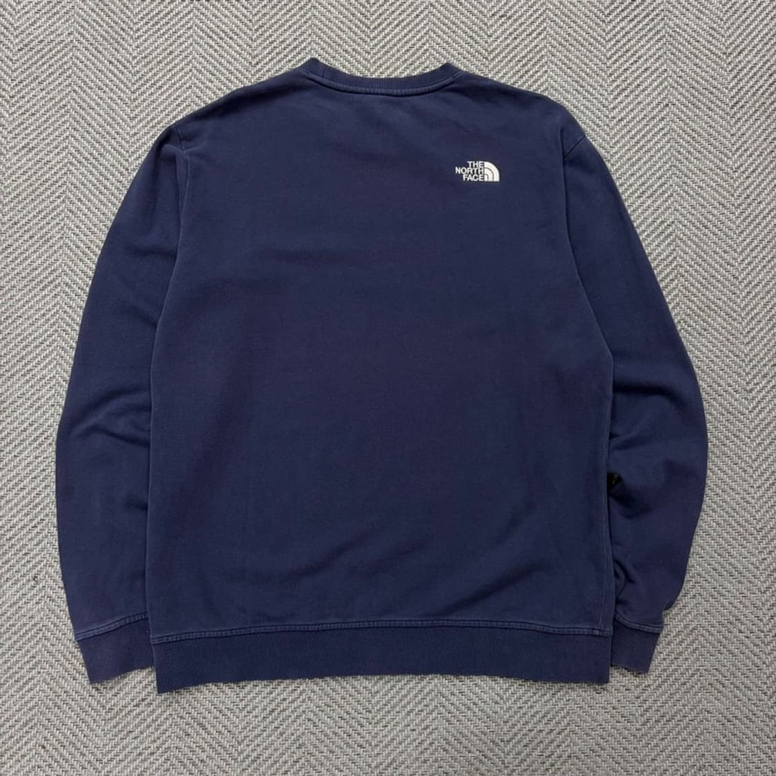 노스페이스 베이직 로고 맨투맨 v2062 상품이미지2