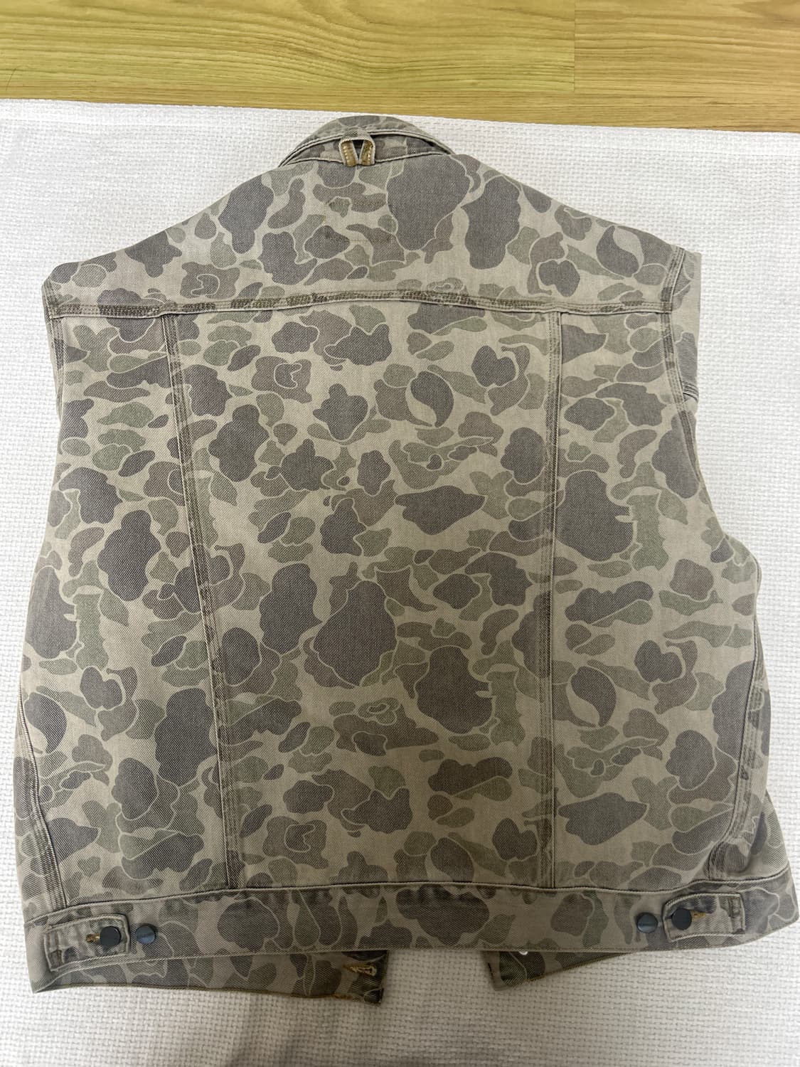 칼하트 웹 덕 카모 헬스턴 자켓 블리치드 자켓 상품이미지4