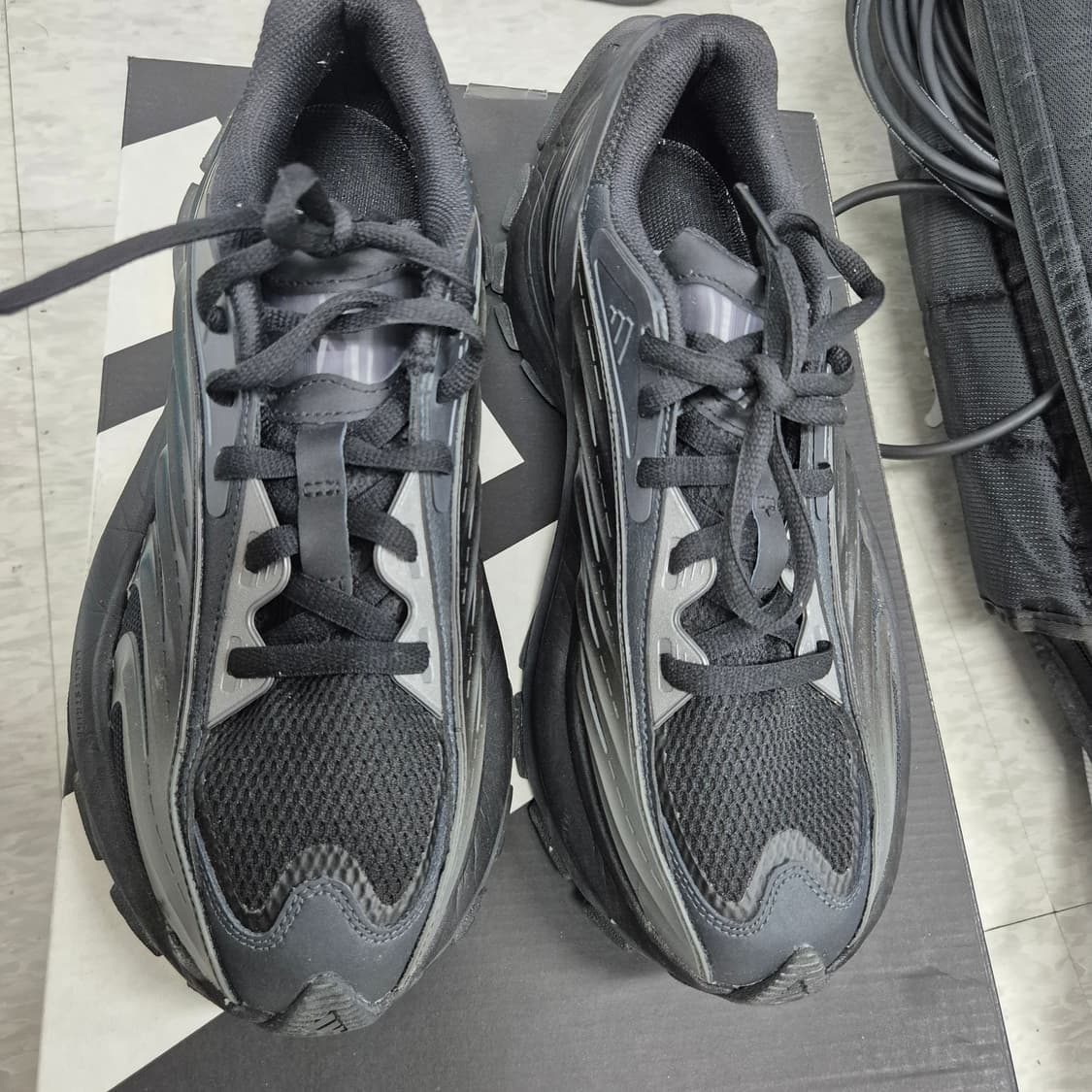 아디다스 XLG METAWAVE 메타웨이브 블랙 285 상품이미지10