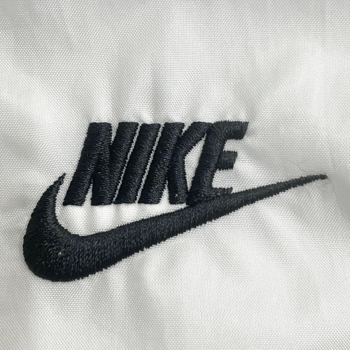 Nike  나이키 빅스우시 범고래 윈드러너 바람막이 상품이미지3