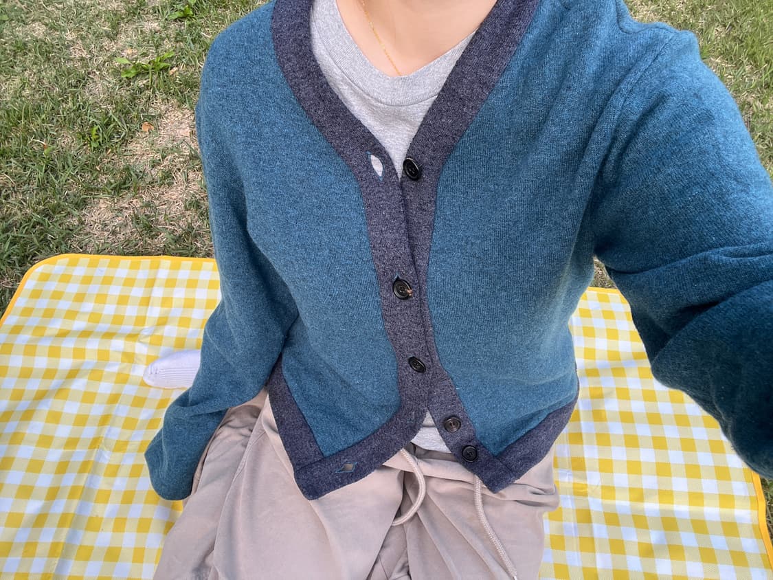 꼼데가르송 셔츠라인 배색 니트 가디건 상품이미지1