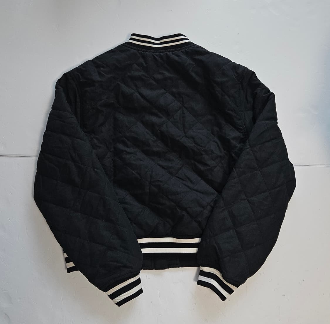 [새제품] 트루 릴리젼 블랙 바시티 자켓 상품이미지6