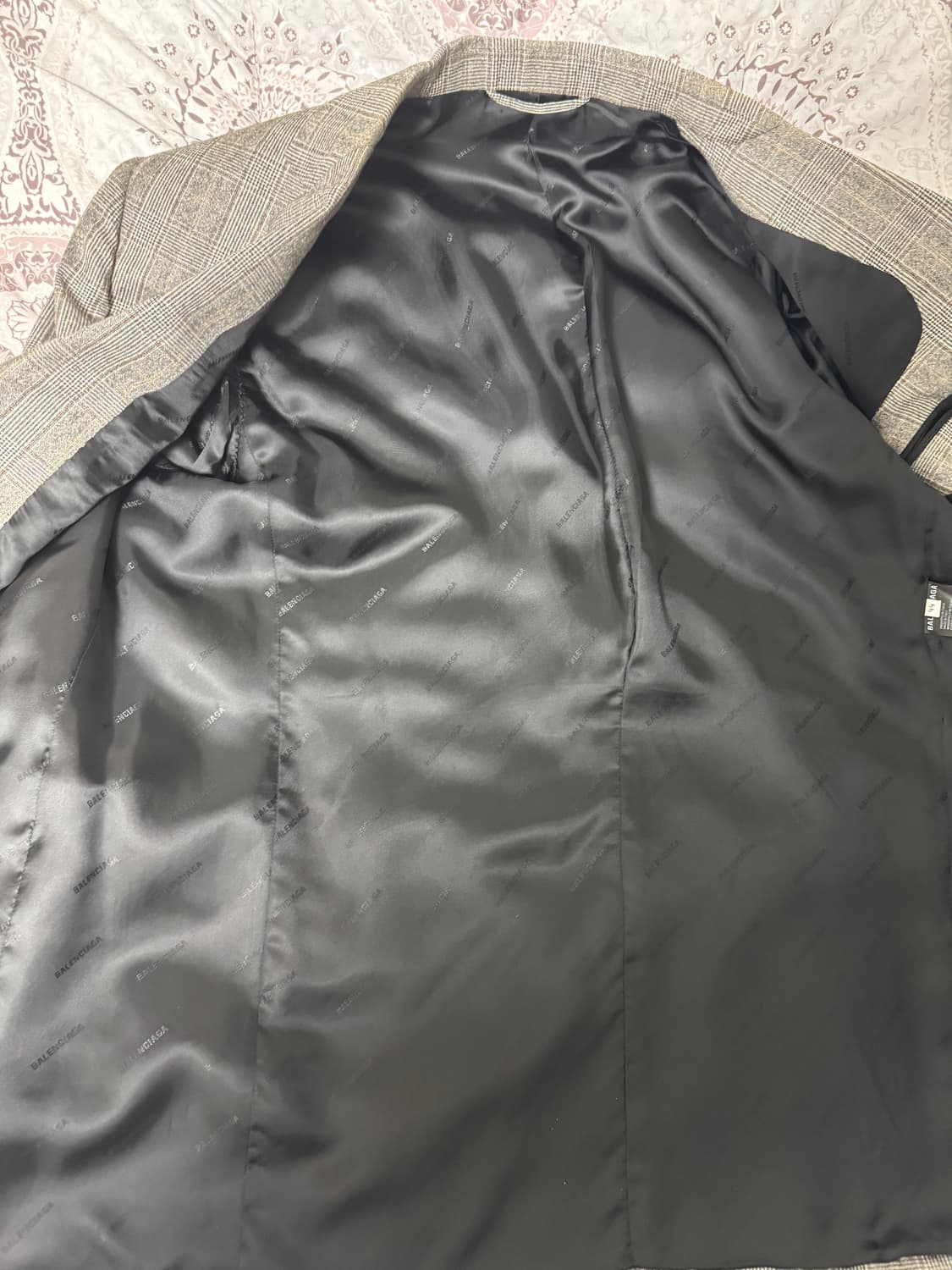 정품 발렌시아가 로고 워시드 체크 블레이저 자켓 상품이미지5