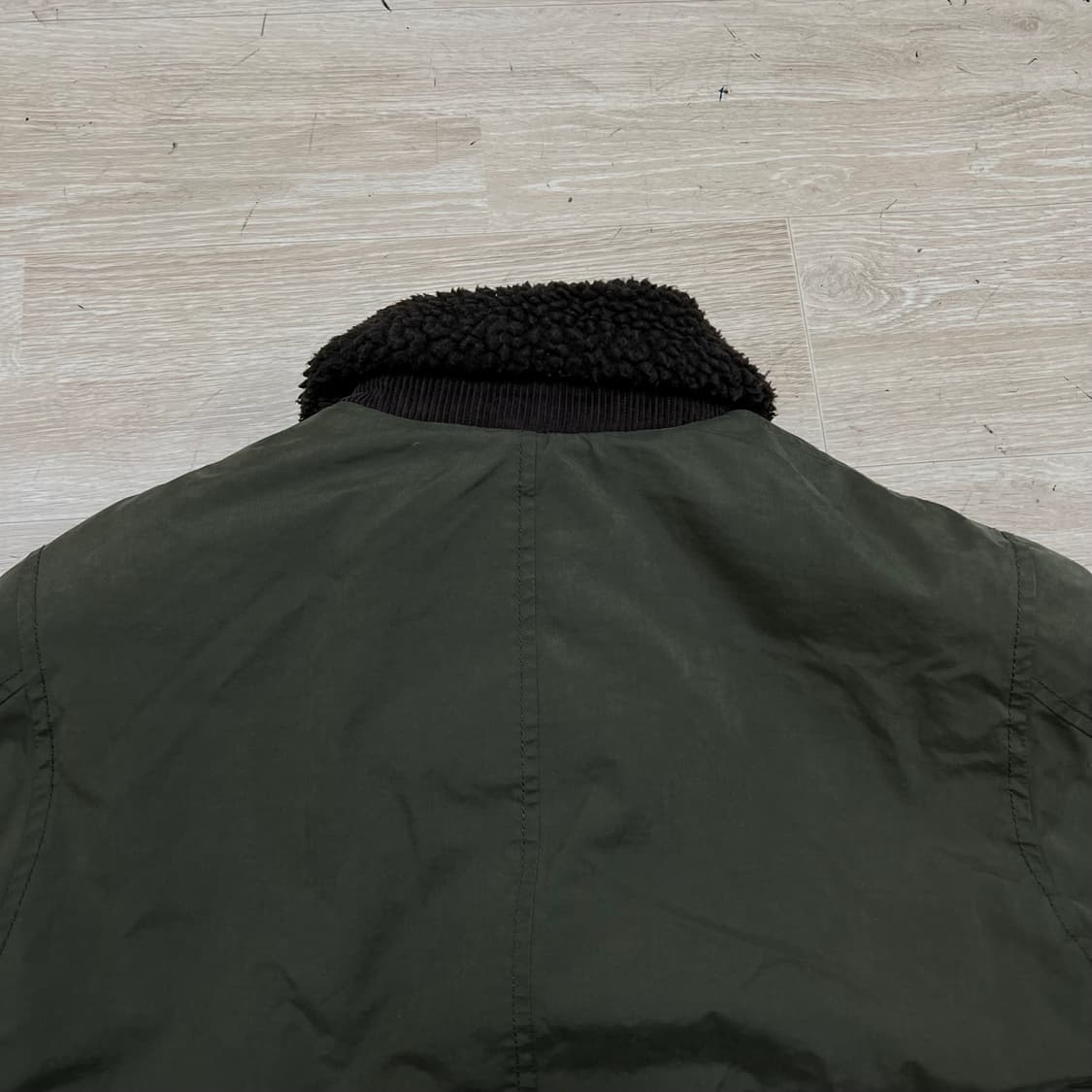 스파오 코듀로이 덤블 양털 카라 뽀글이 야상 덱점퍼 [카키] M/95 상품이미지4