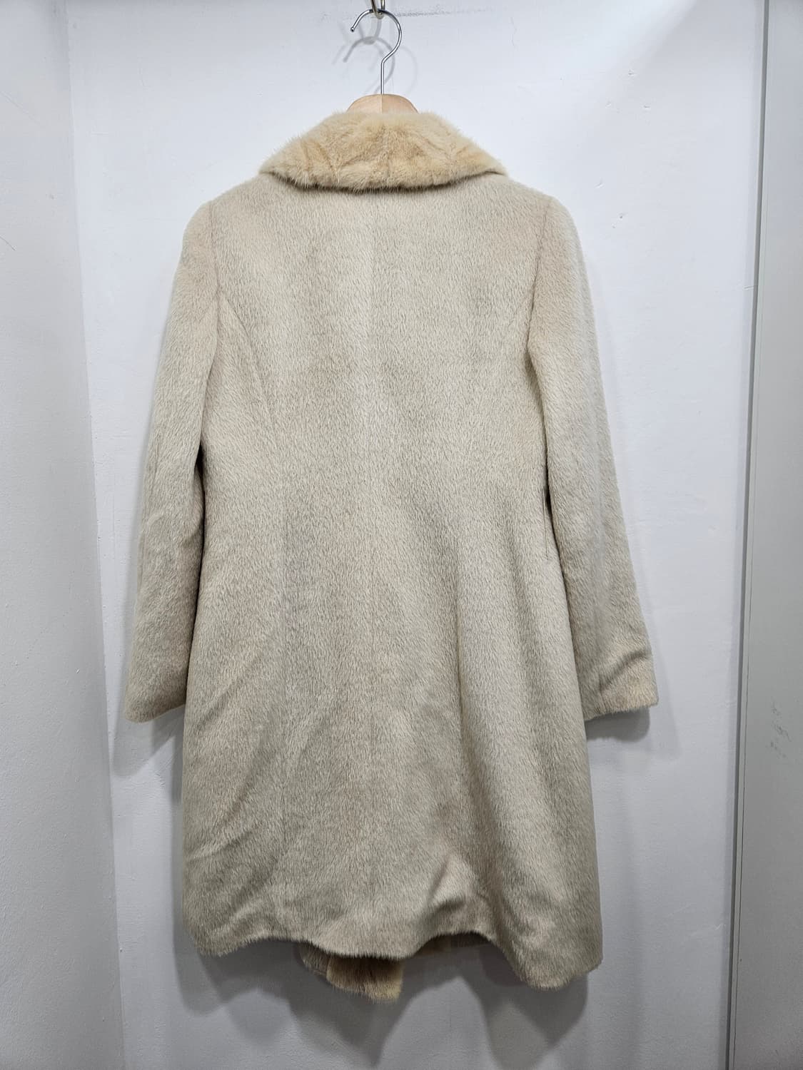 지고트(JIGOTT) 밍크 퍼카라 알파카 코트, 아이보리 상품이미지9