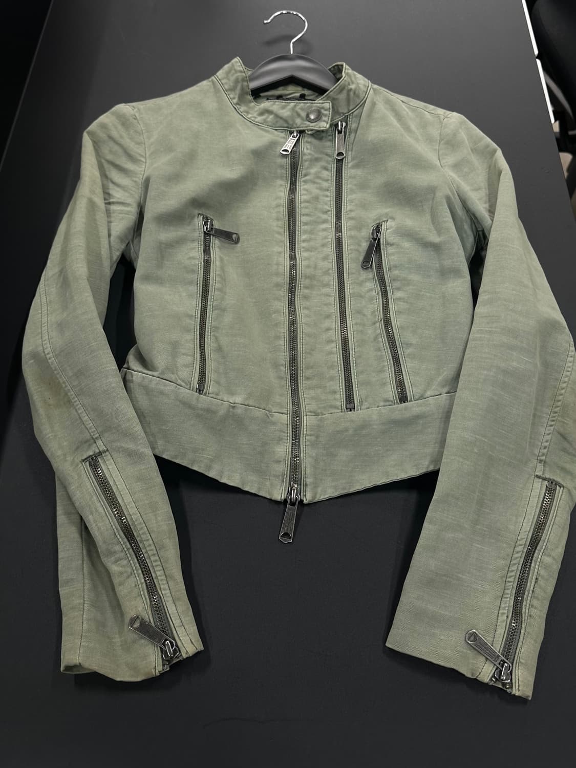 디젤 사선지퍼 도트안감 투웨이 락시크 넥버클자켓 상품이미지6