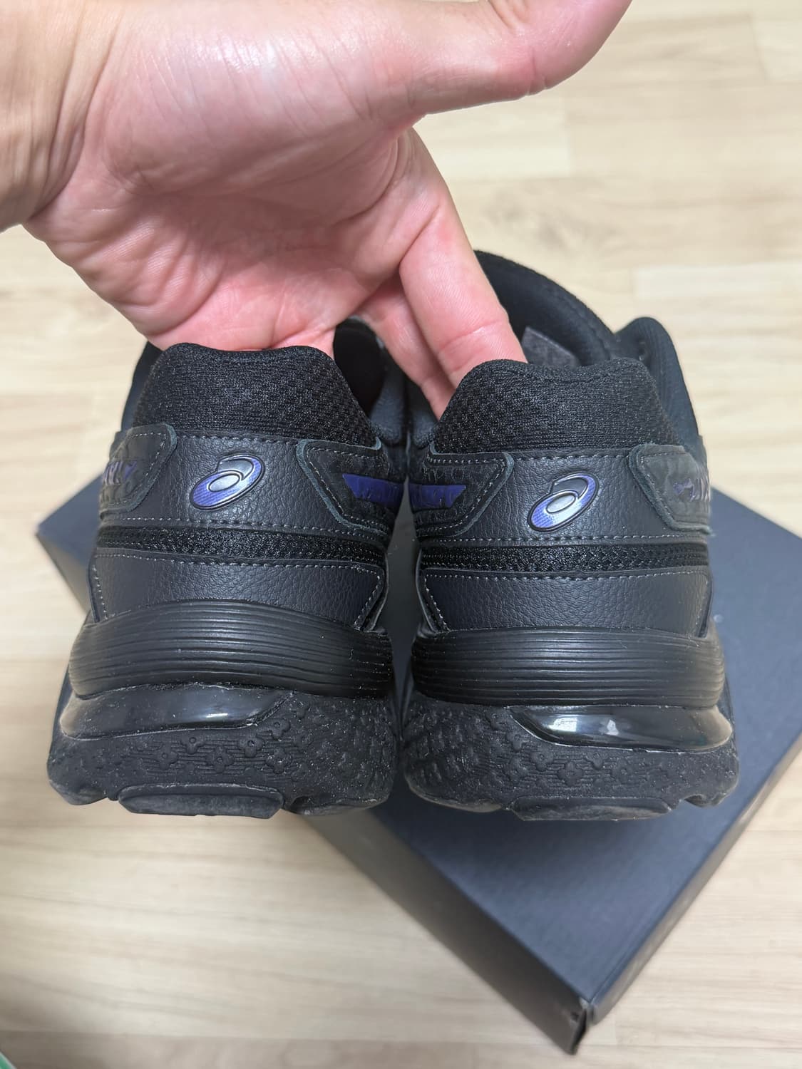 아식스 키코코스타디노브 젤키릴 3 블랙 딥블루 270 상품이미지3