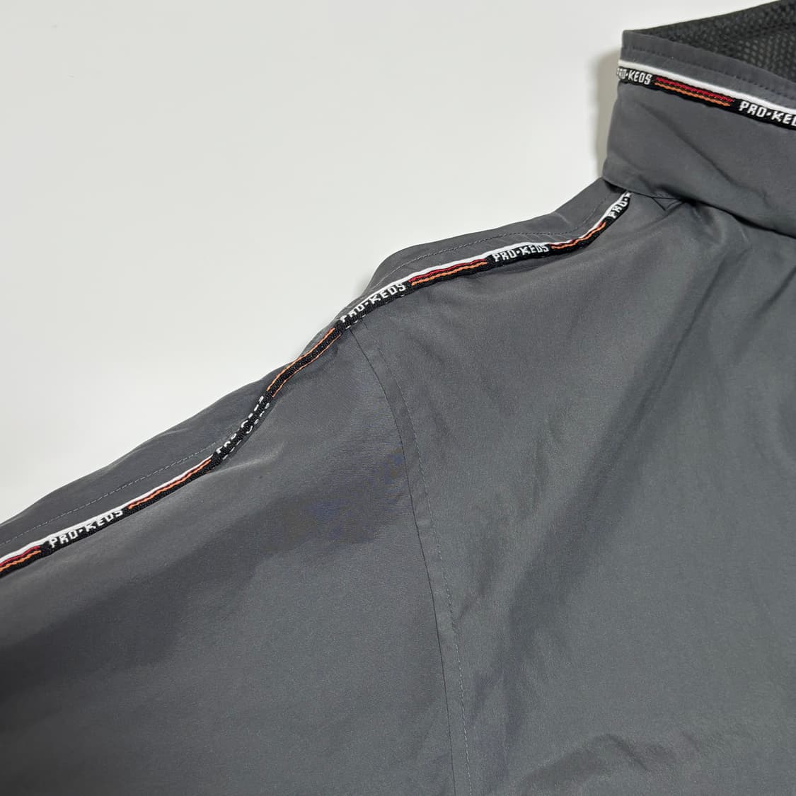 프로케즈(PRO-KEDS) 사이드라인 로고 테이핑 웜업 자켓 상품이미지4