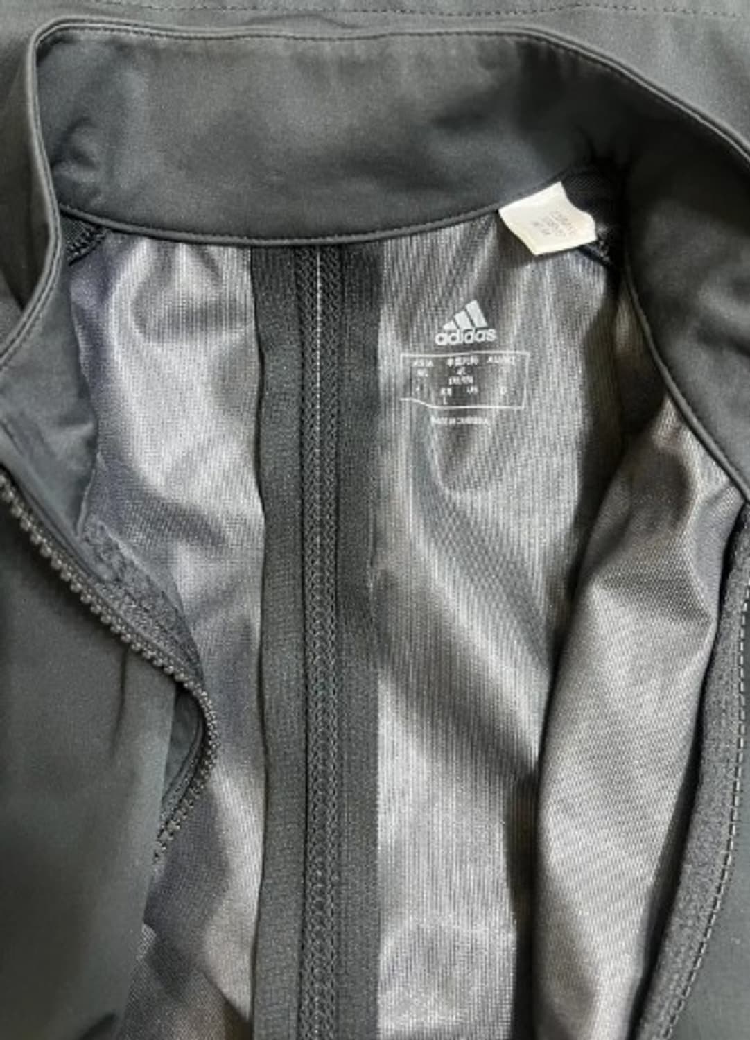 아디다스 여성 블랙 바람막이집업점퍼 L 상품이미지4