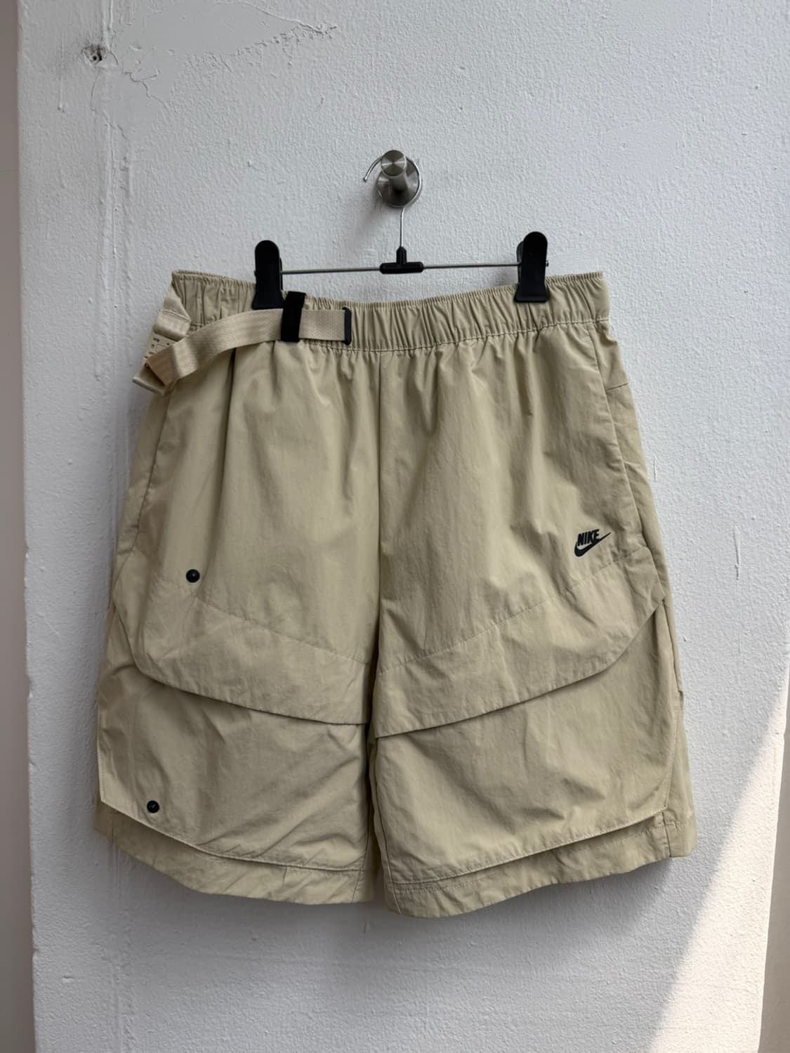나이키 테크팩 우븐 카고 쇼츠  상품이미지2