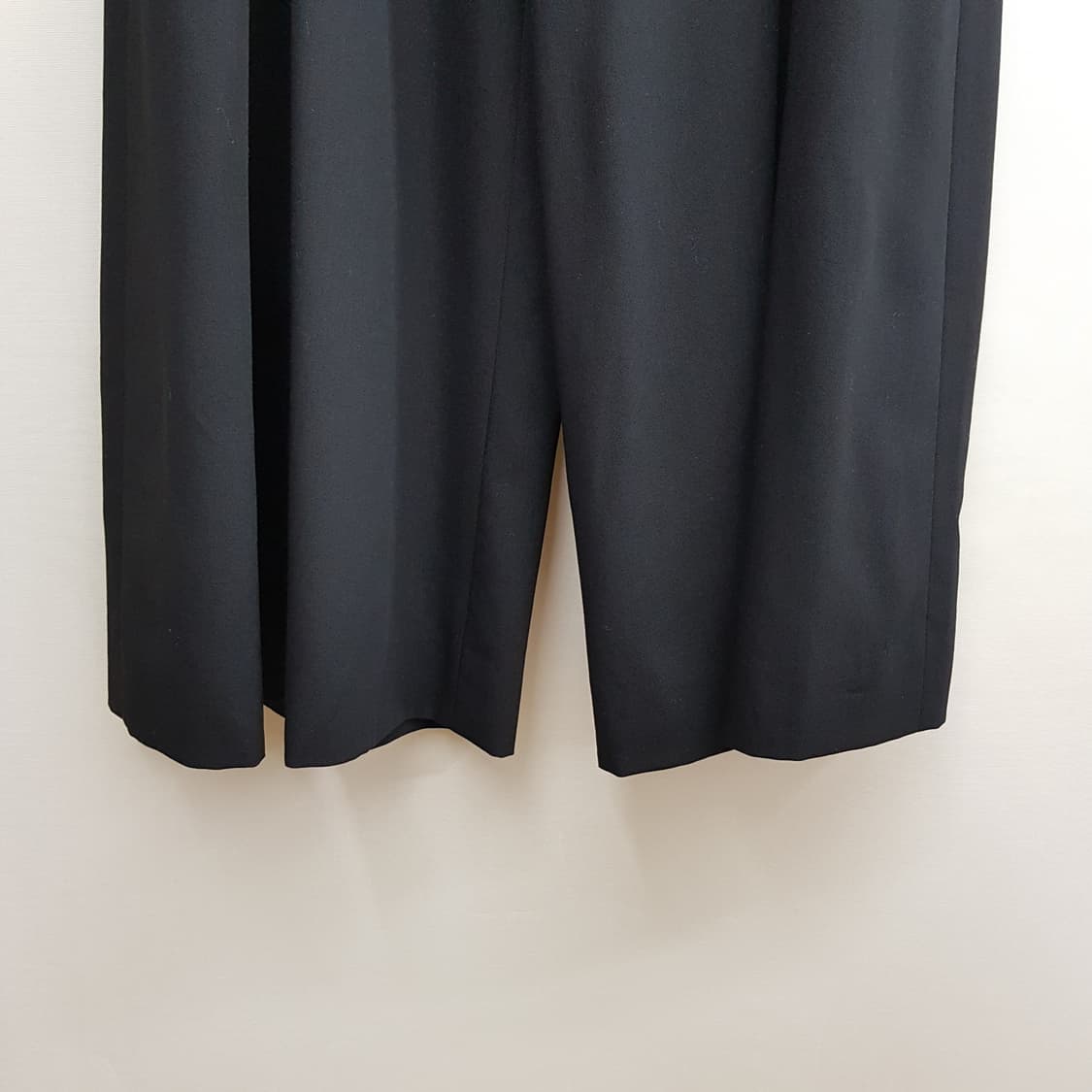 한섬 마인 2025 울 드로우스트링 핀턱 와이드 팬츠 61-90 사이즈 상품이미지3