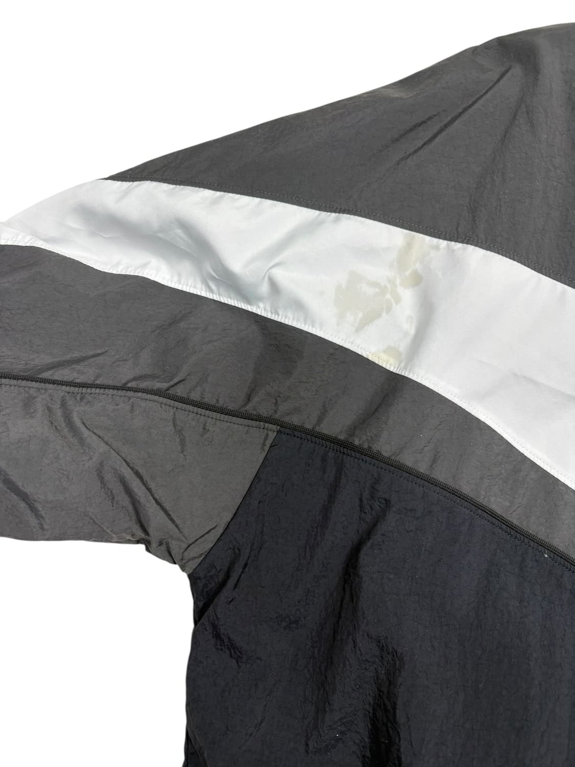 언더아머 바람막이 상품이미지10