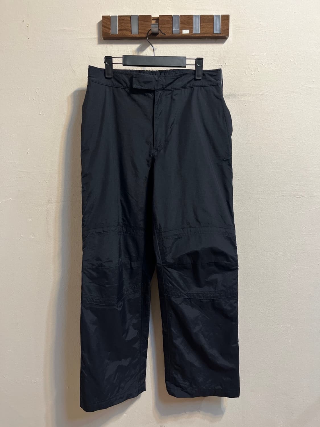 나이키 스톰핏 트랙 팬츠 상품이미지1