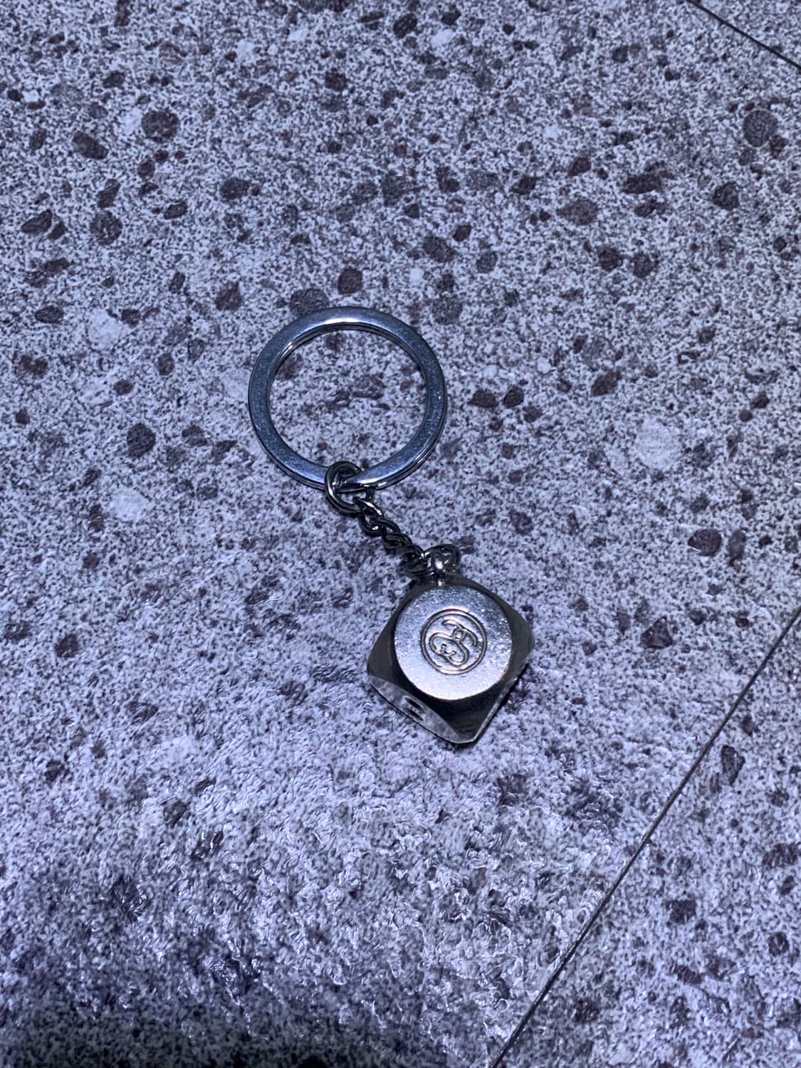 스투시 다이스 키링 상품이미지1