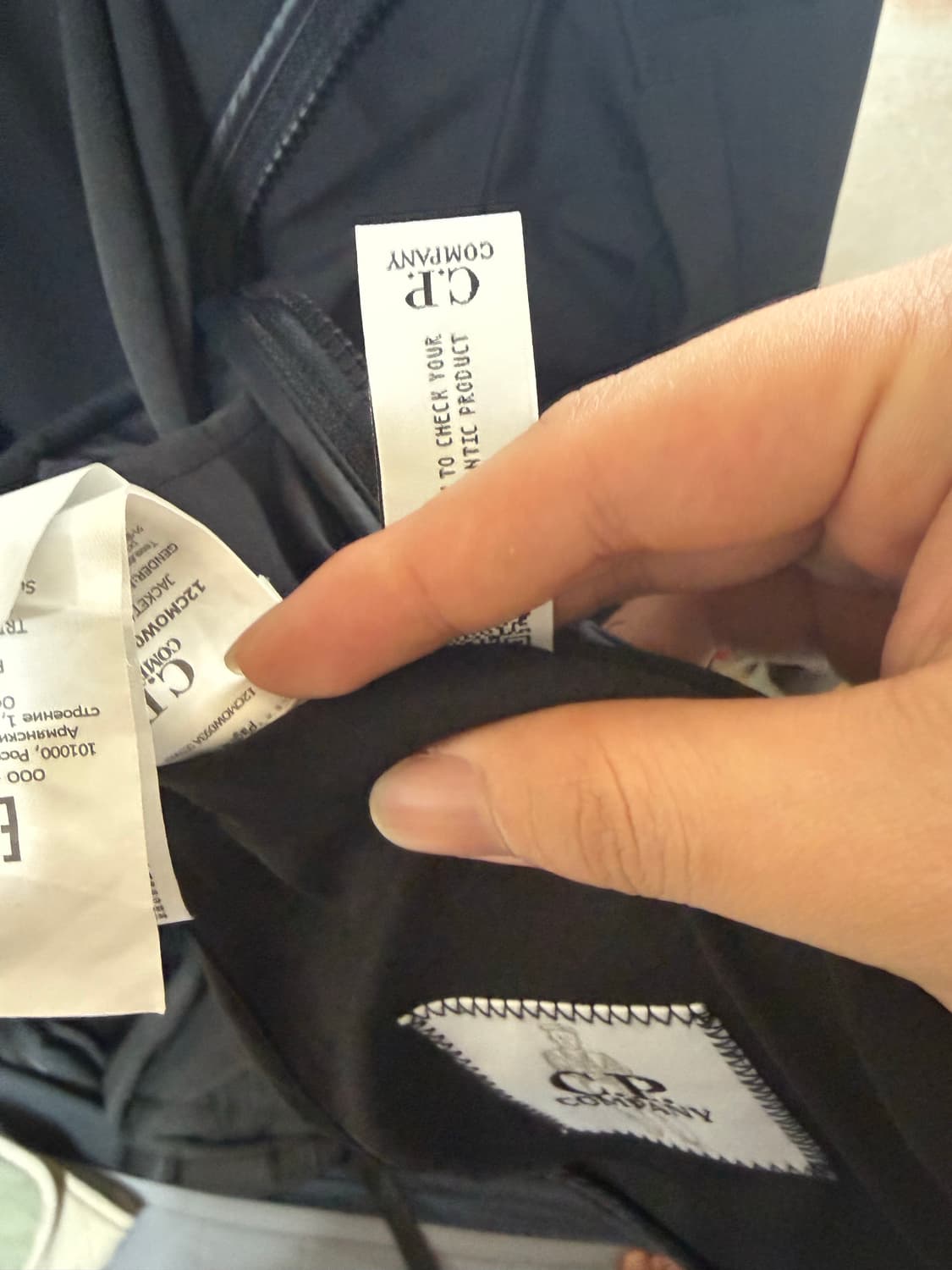 CP 컴퍼니 쉘 R 렌즈 자켓 블랙 50 사이즈 상품이미지8