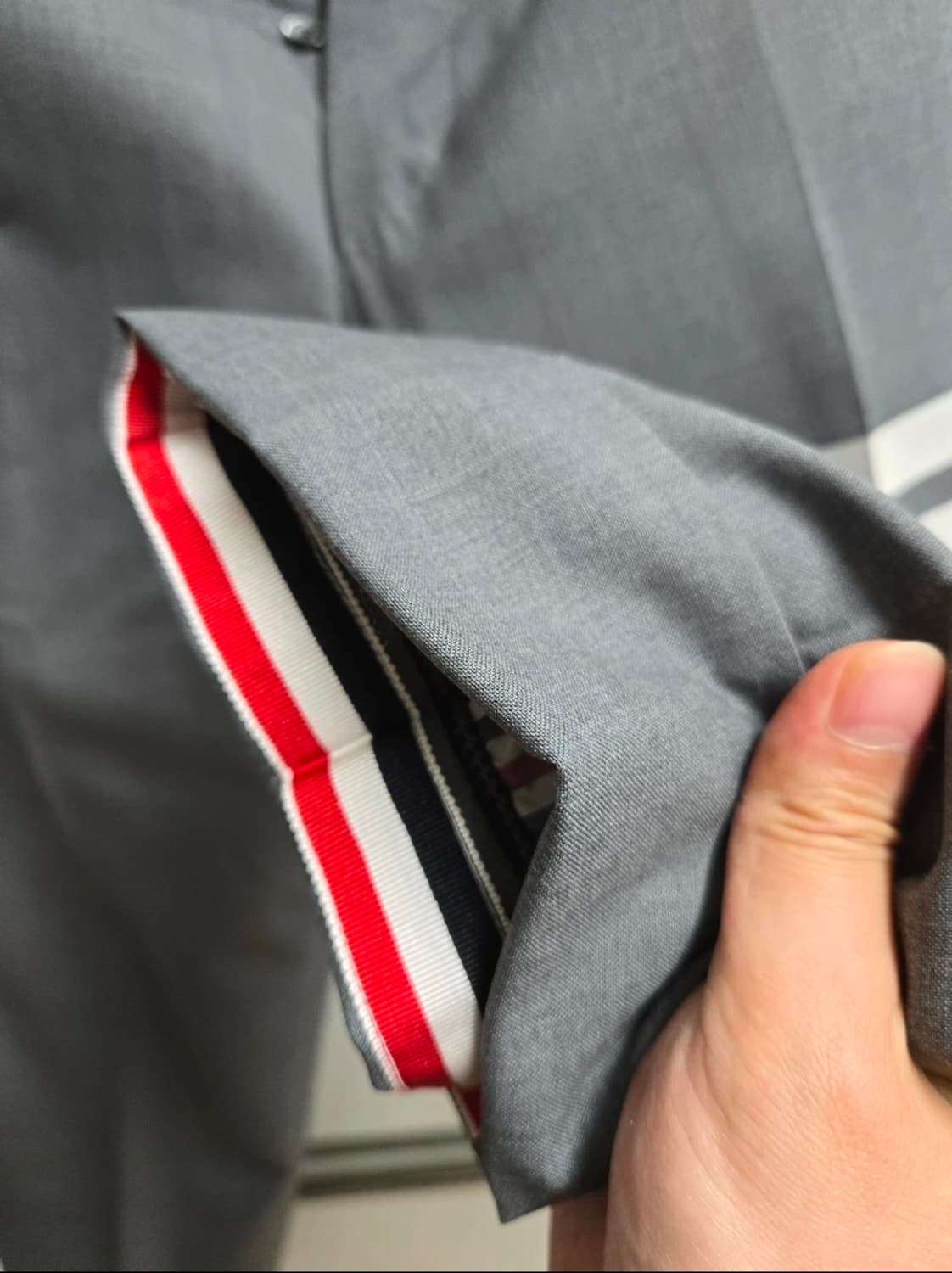 톰브라운 24fw 플레인위브 정장셋업(3/1/정품) 상품이미지9