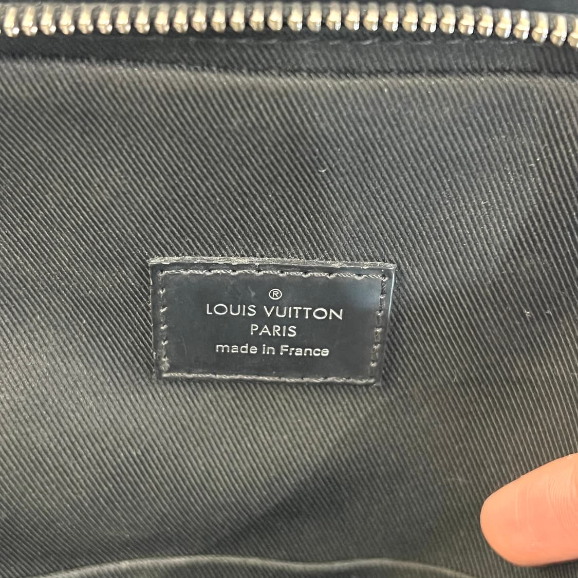 루이비통 다미에 그라파이트 에비뉴 슬링백 상품이미지7