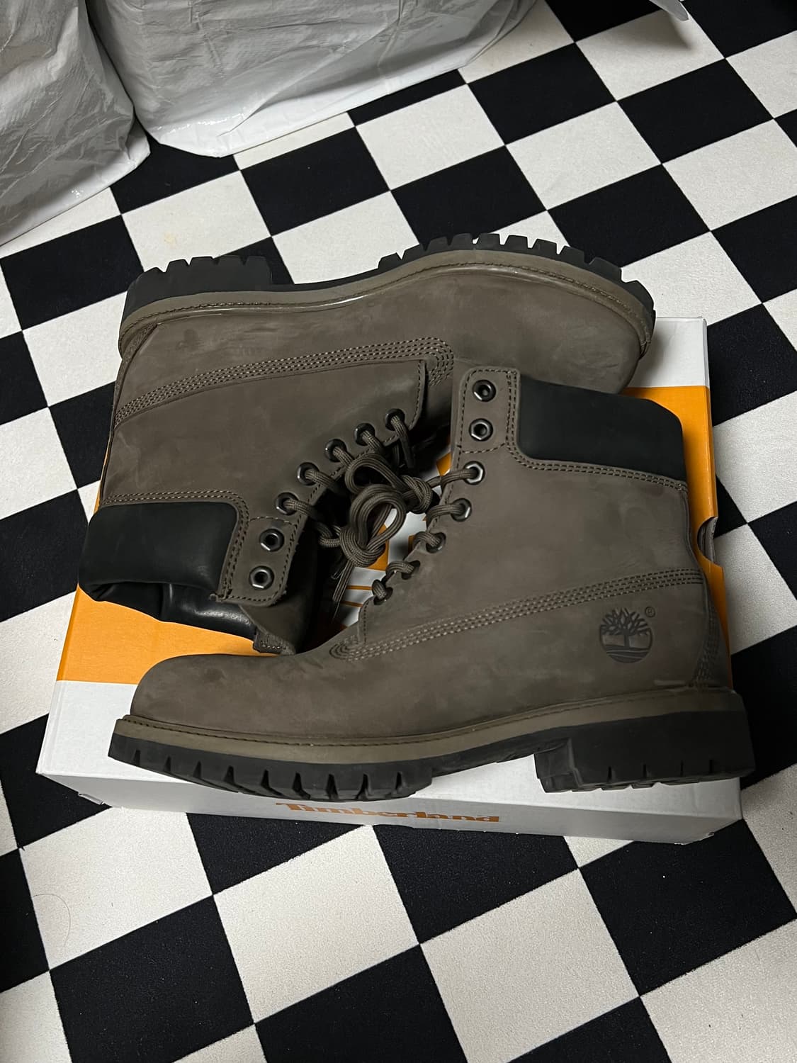 [8.5, 265] 팀버랜드 6인치 프리미엄 부츠 브라운 워커 상품이미지1