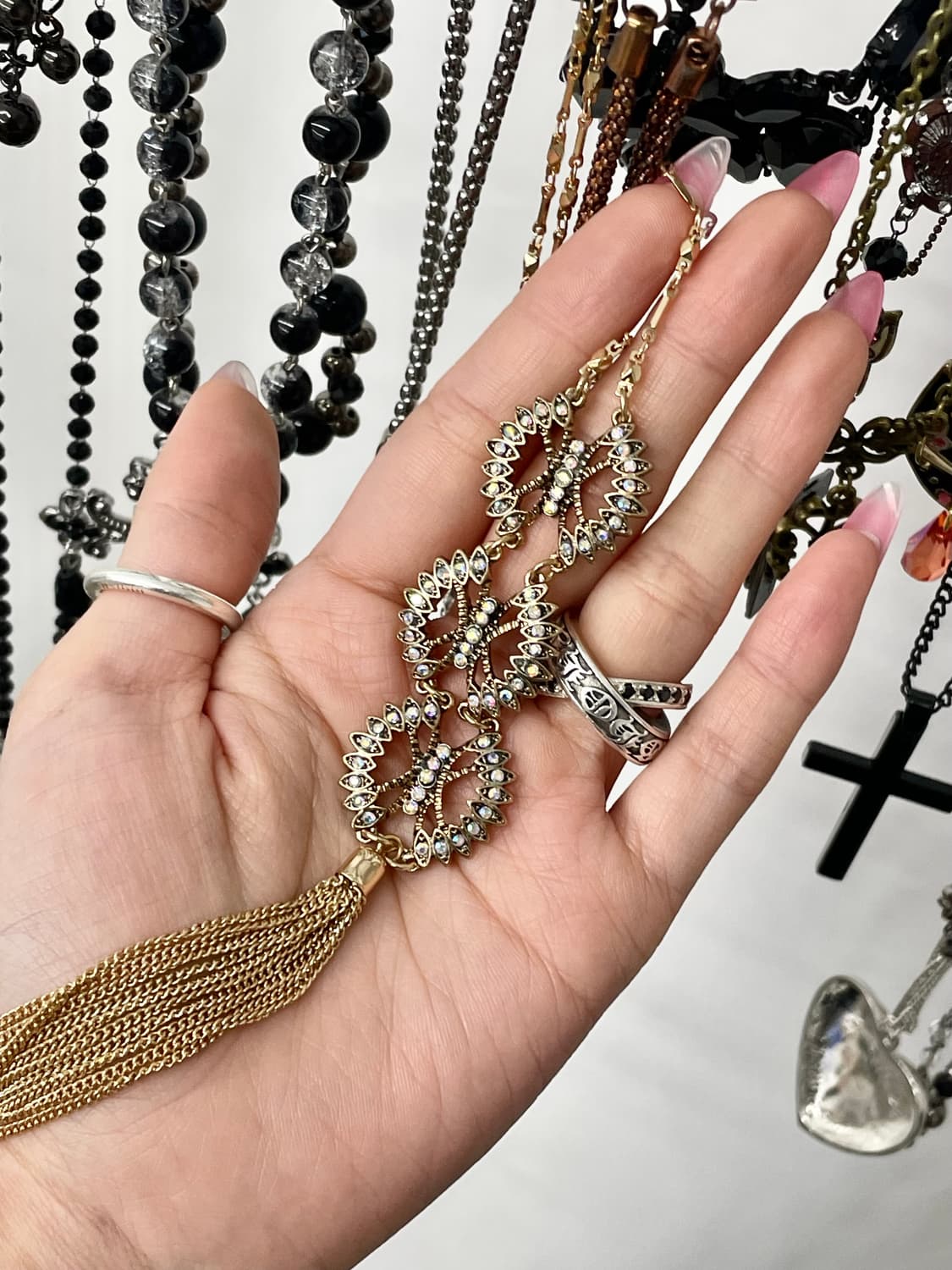 엔틱 큐빅 태슬 드롭 네크리스 상품이미지2