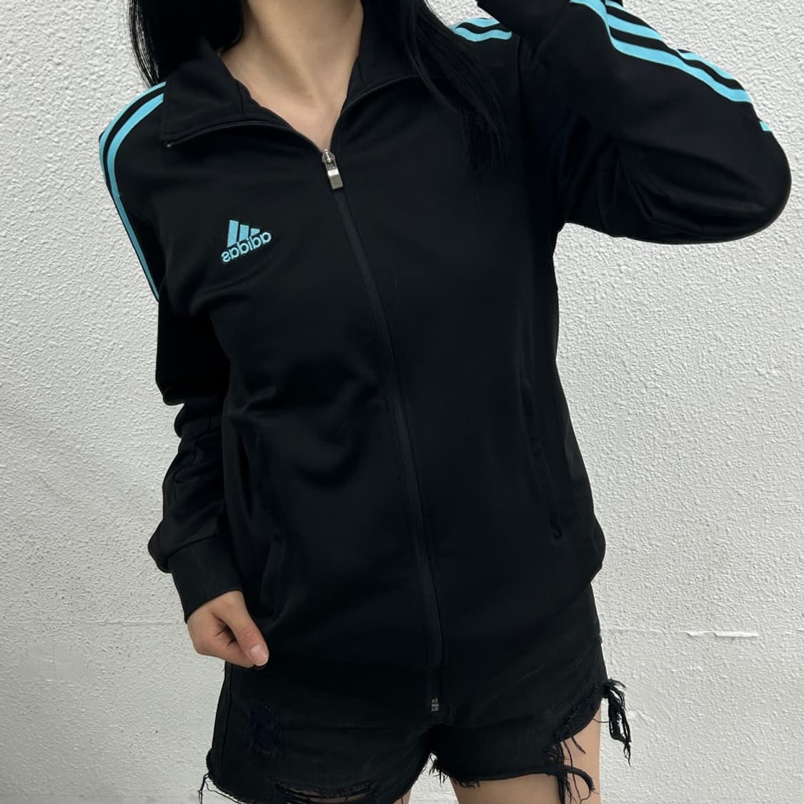 아디다스 블루라인 블랙 트랙탑 95 상품이미지2