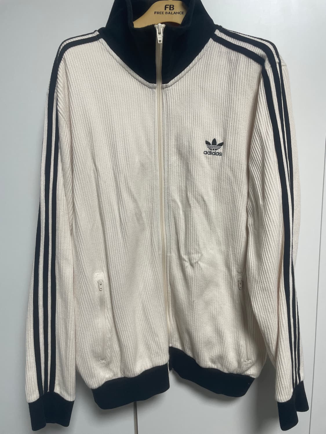 아디다스 와플 HR3307 팔아요 상품이미지2