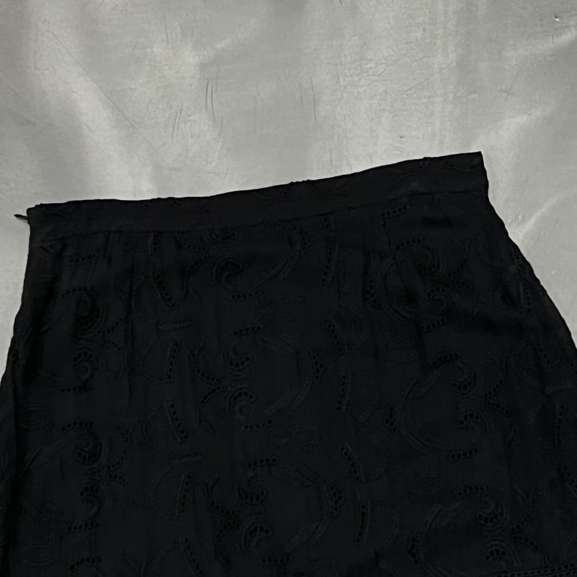  이로 펀칭 미니 스커트 y16029 상품이미지5