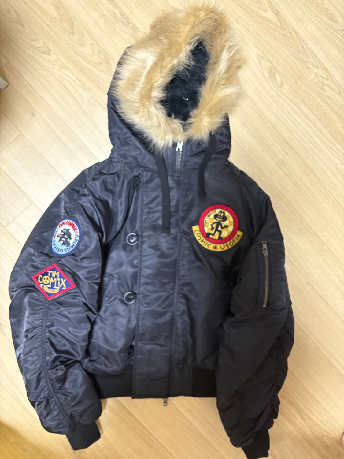 팀코믹스 점퍼 상품이미지1