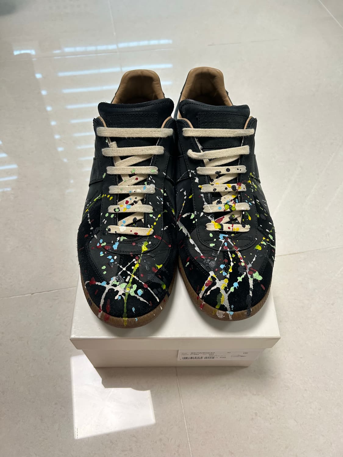 마르지엘라 독일군 페인팅 드롭 블랙 43.5 상품이미지2