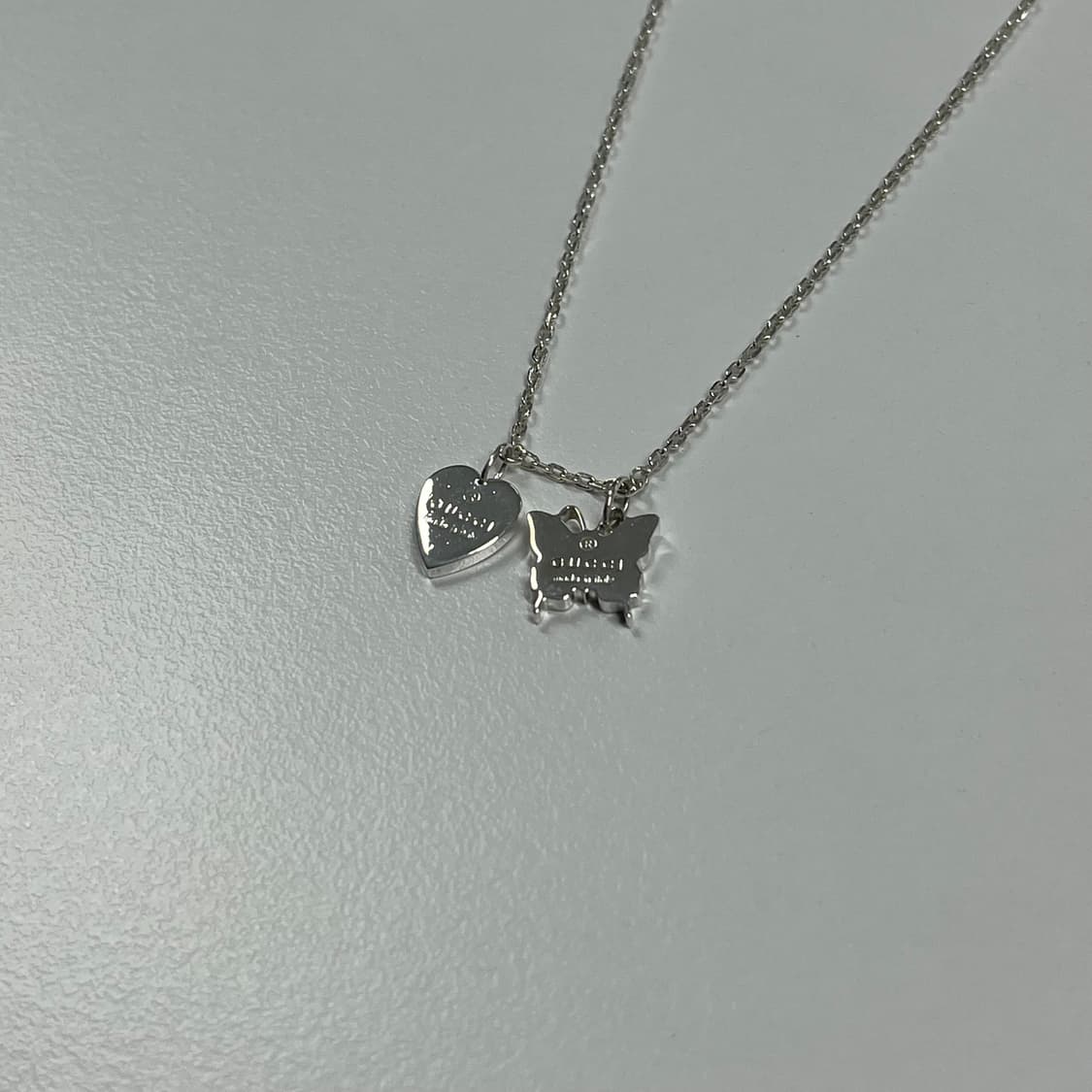 구찌 하트 나비 목걸이 상품이미지3