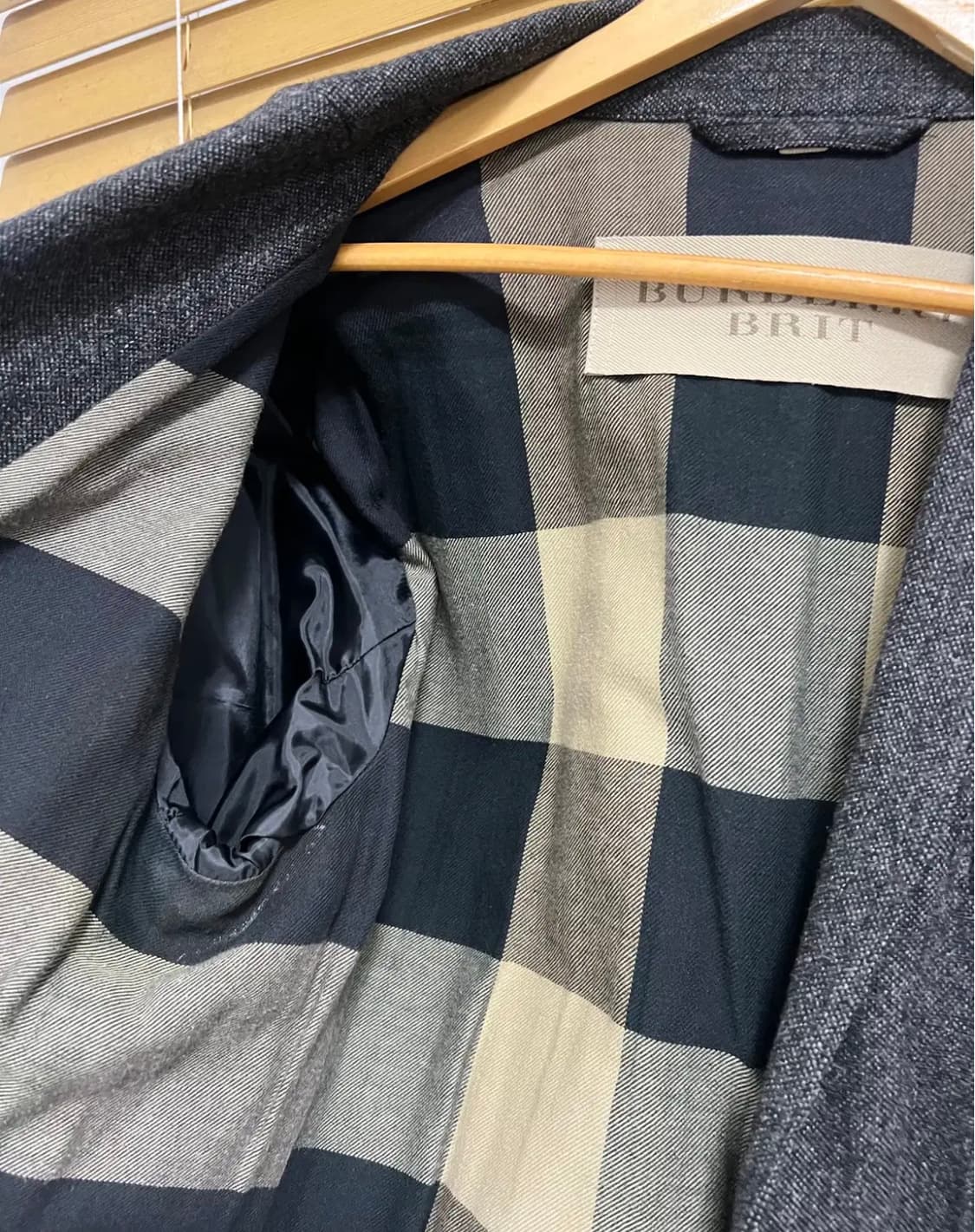 버버리 남성 그레이 울자켓  상품이미지5