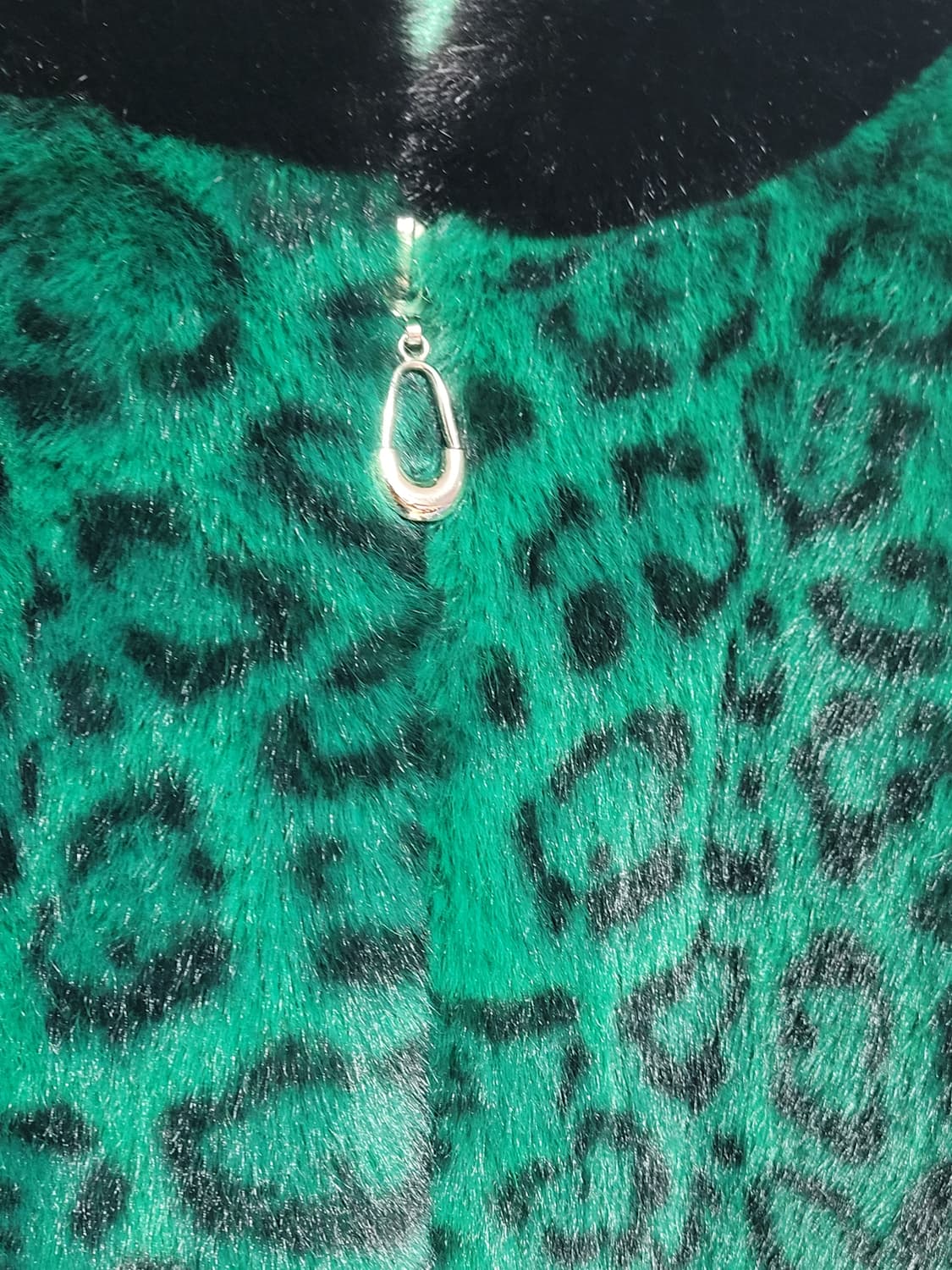 수입의류 에코밍크 후드 반팔집업 상품이미지6