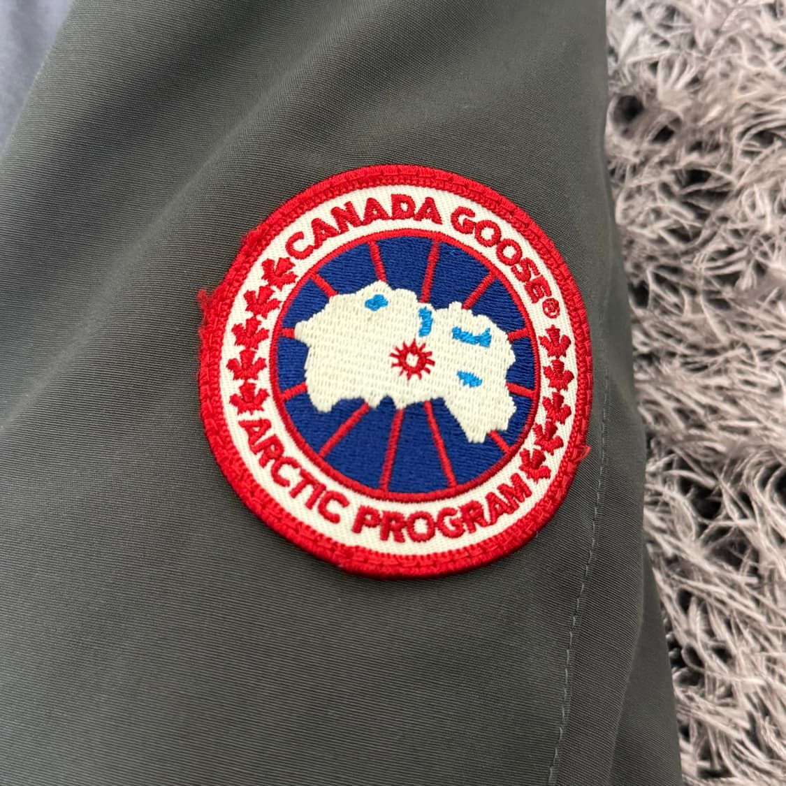캐나다구스 빅토리아 패딩 S 상품이미지4