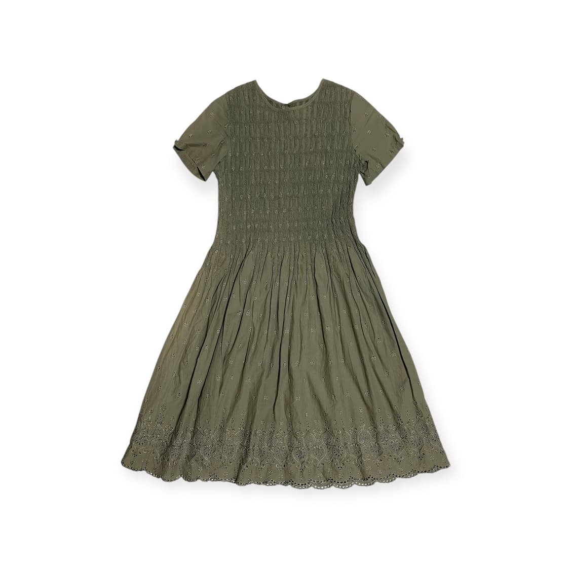 플라워 펀칭 스모크 원피스 상품이미지1