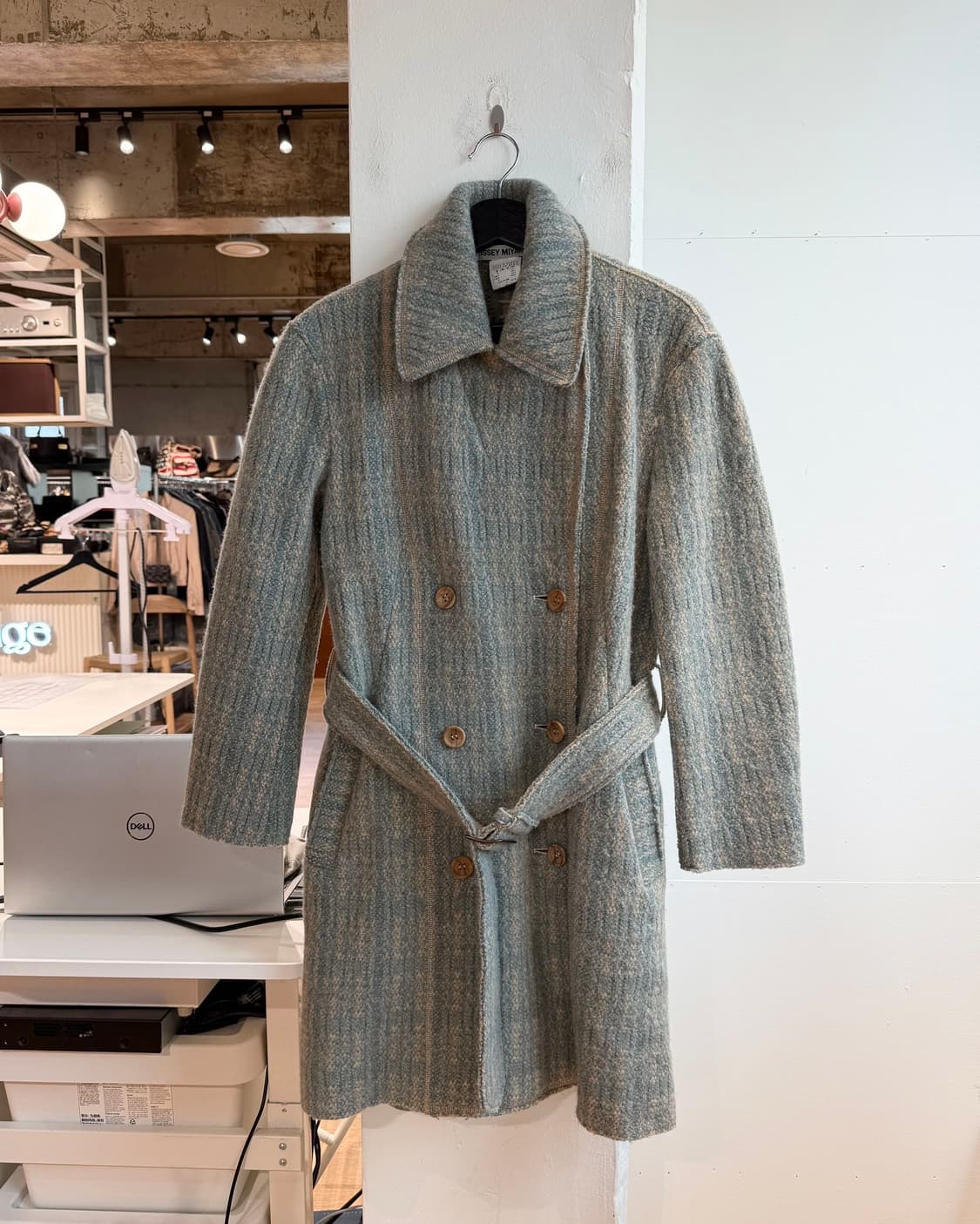 이세이미야케 블루 더블 벨티드 울 코트  상품이미지2