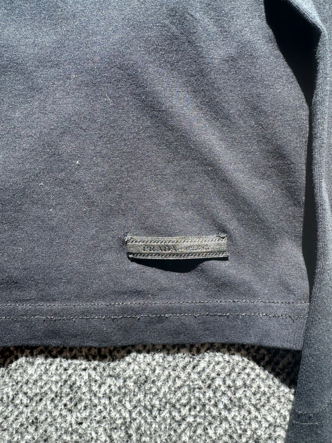 프라다 블랙라벨 롱슬리브 상품이미지2