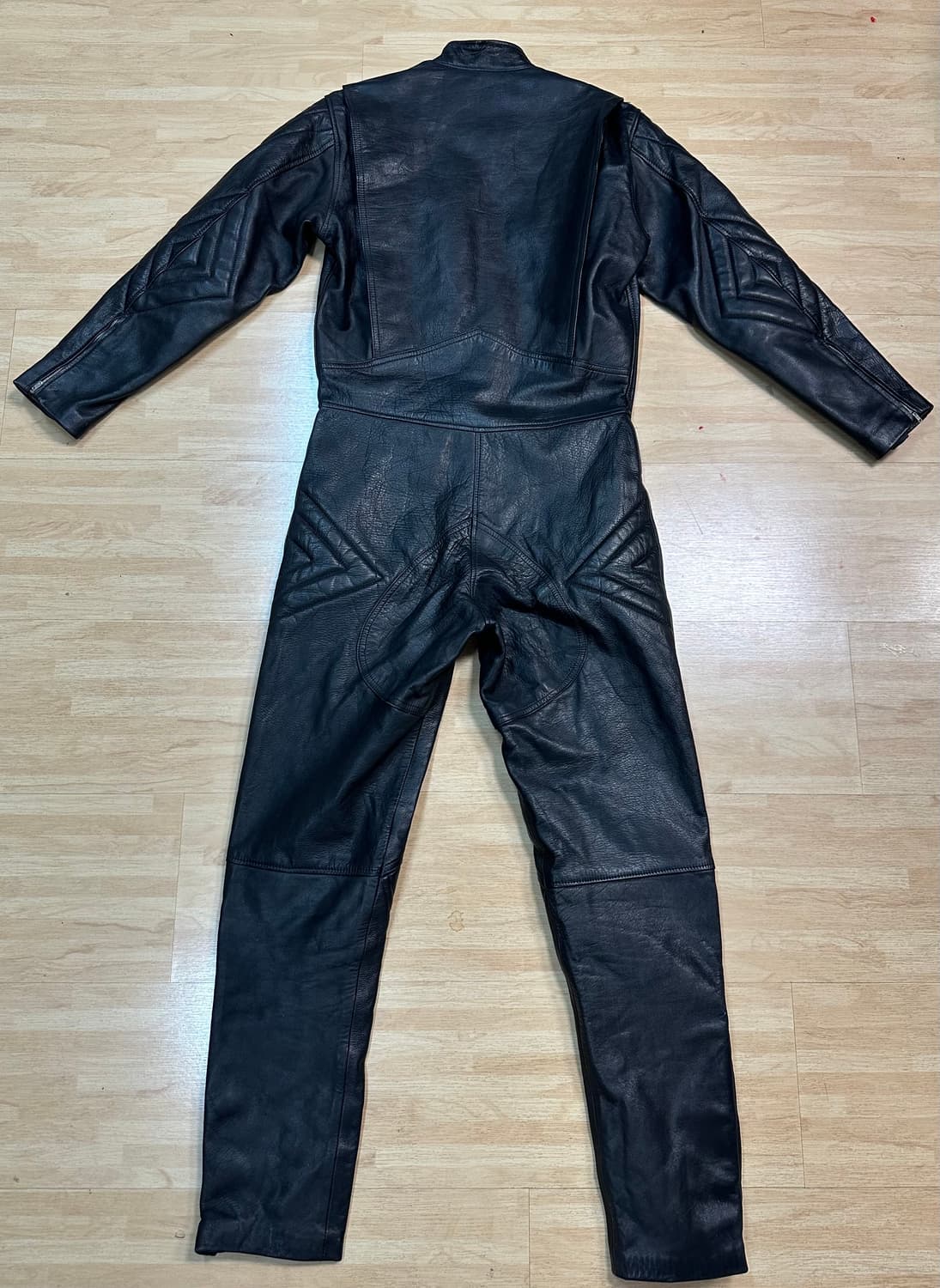 LEAD 원피스 가죽 슈트 상품이미지6