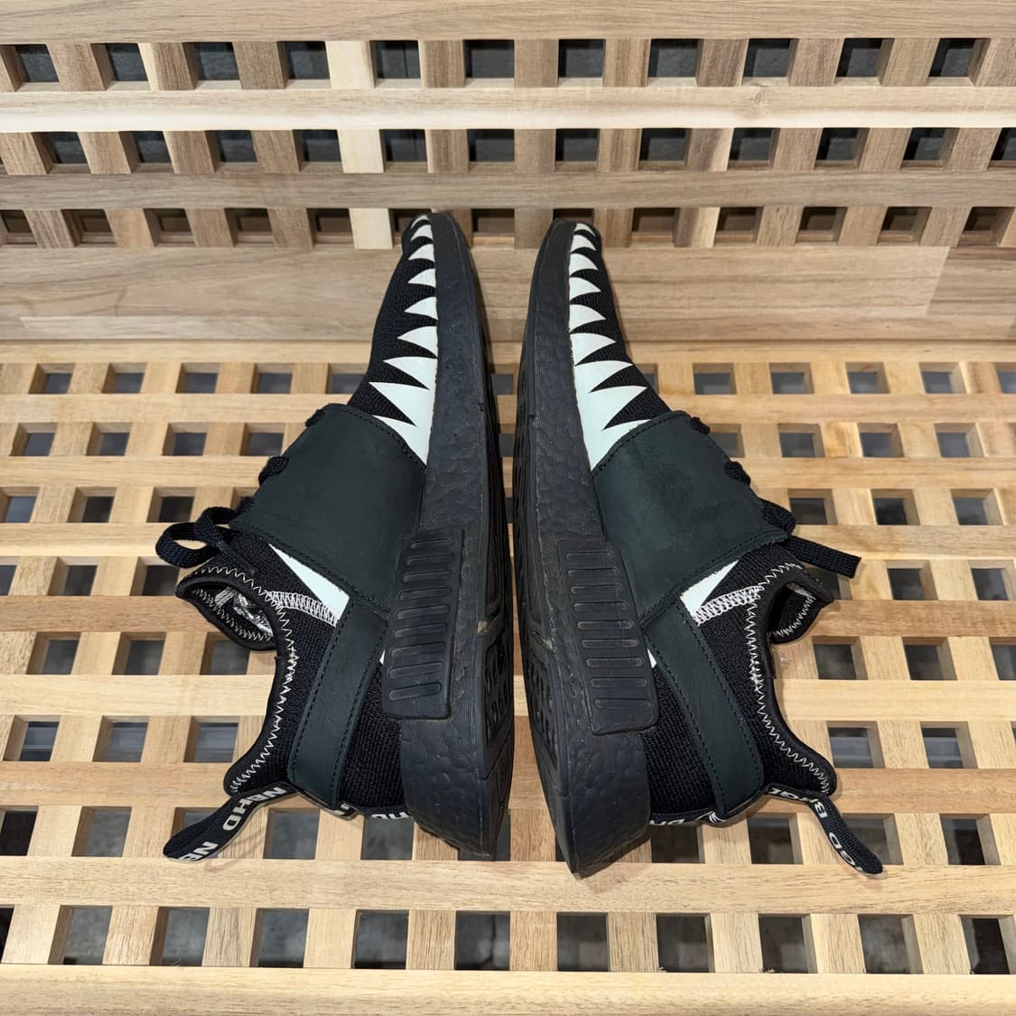 아디다스 x 네이버후드 코어 블랙 (265)  상품이미지6