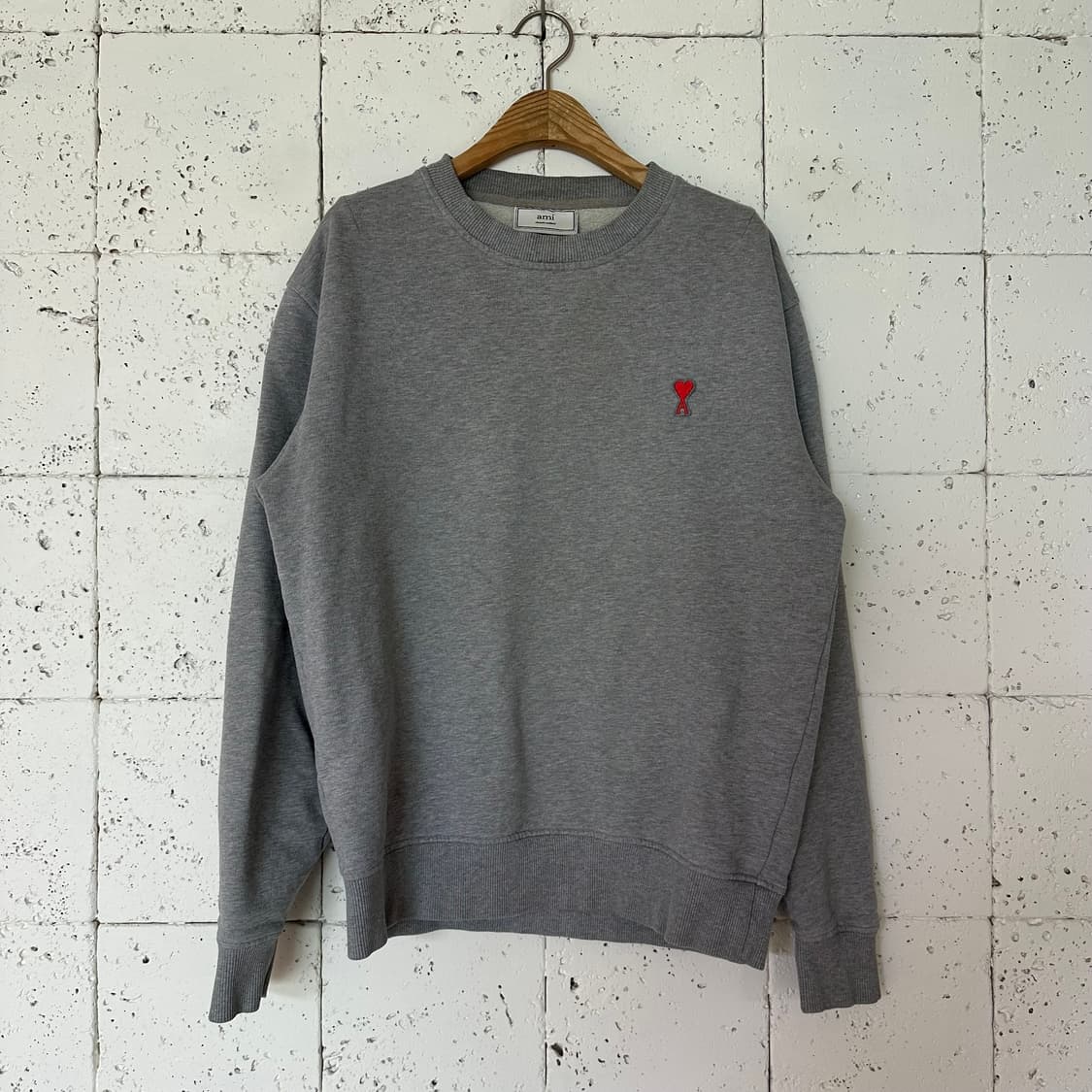 L 아미 맨투맨 상품이미지1