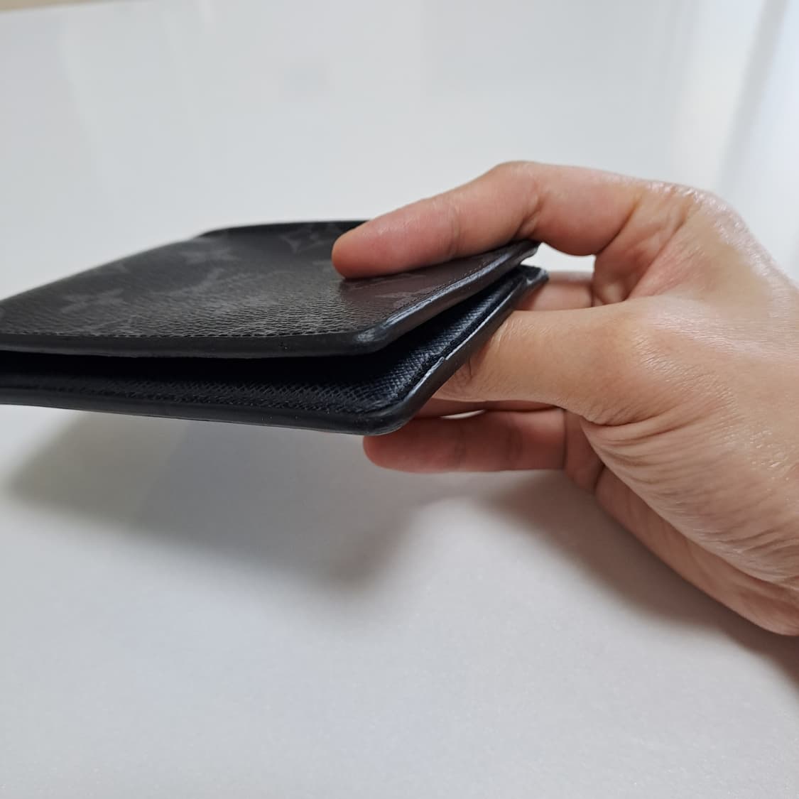 [100%/정품] 루이비통 모노그램 이클립스 멀티플 반지갑,루이비통지갑 상품이미지8