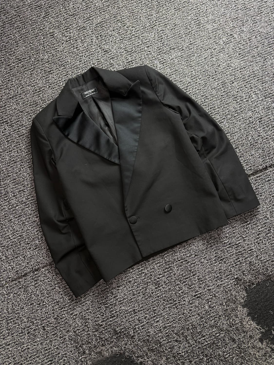 90s YSL 입생로랑 피크드 카라 락시크 크롭 블레이져 3919 상품이미지1